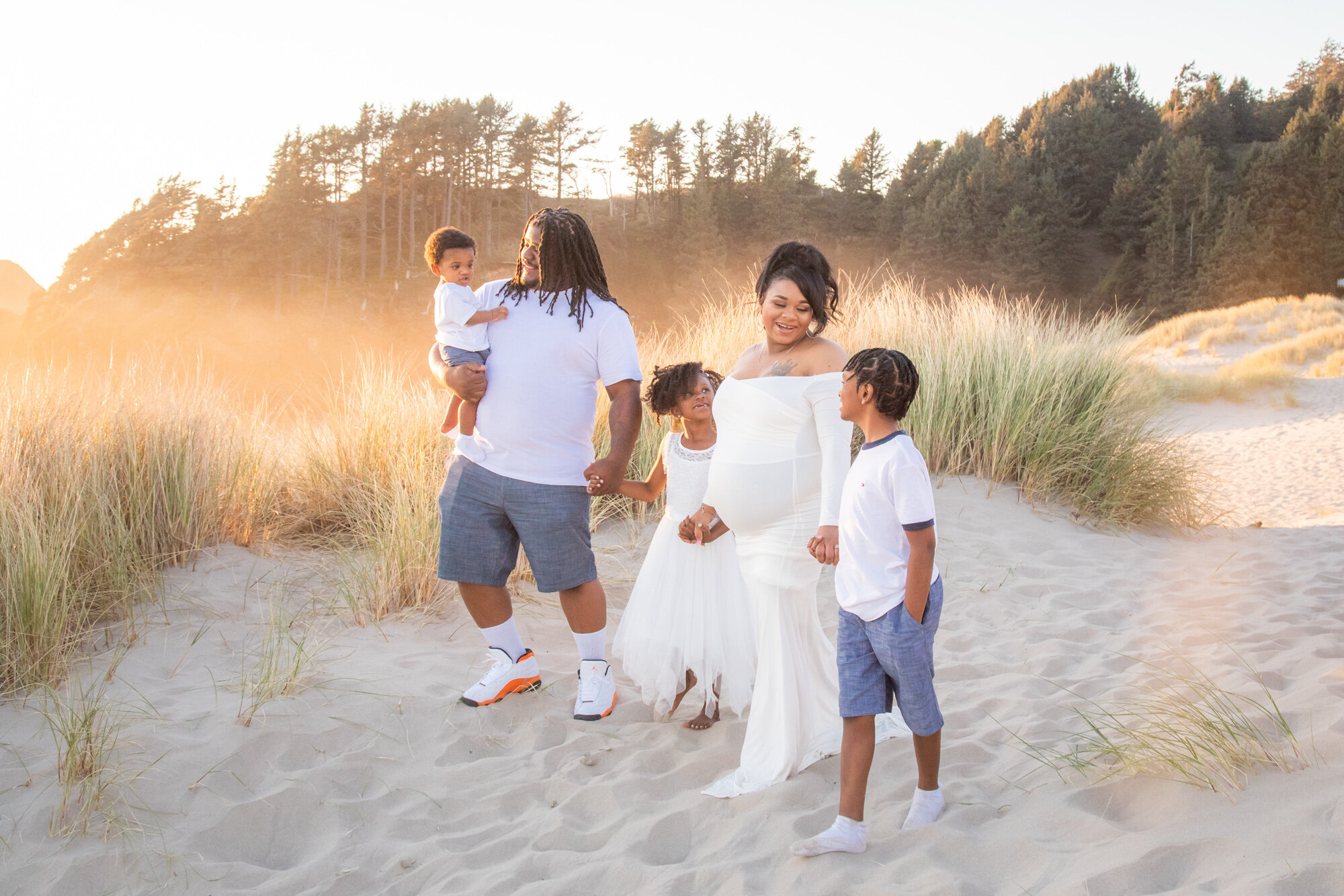 CannonBeach-GoldenHour-Family-Photographs-DanRice-21_005.jpg