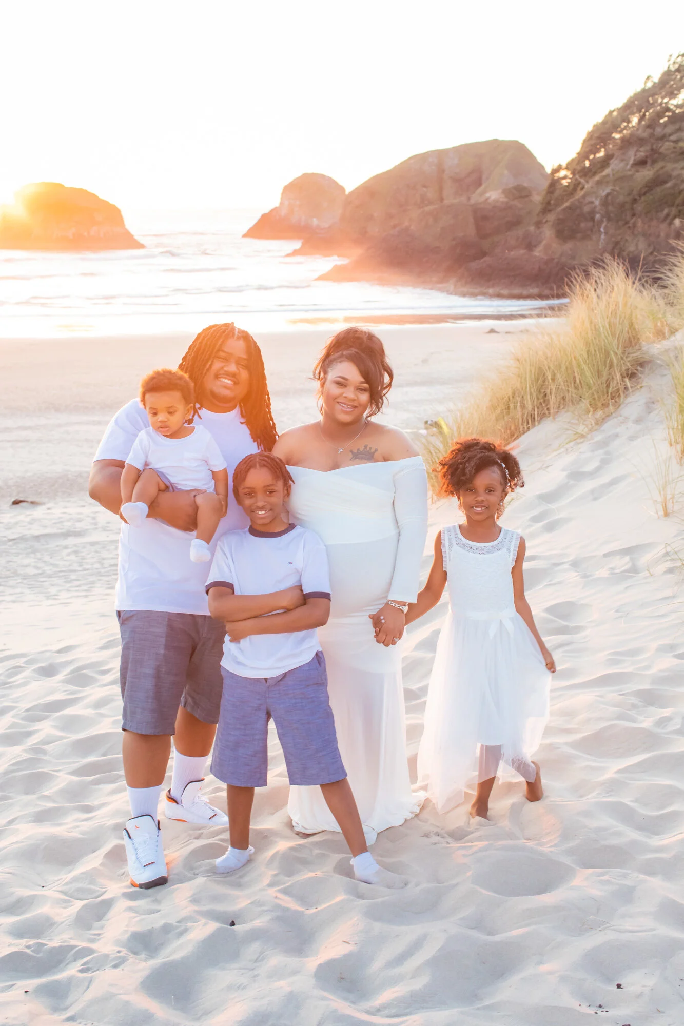 CannonBeach-GoldenHour-Family-Photographs-DanRice-21_027.jpg