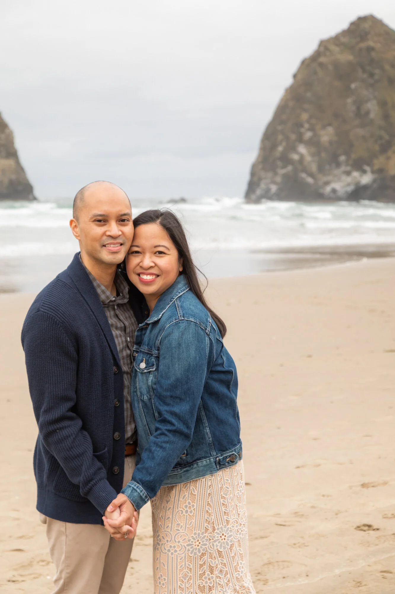 CannonBeach-Family-PhotoSesession-HaystackRock-DanRice21_055.jpg