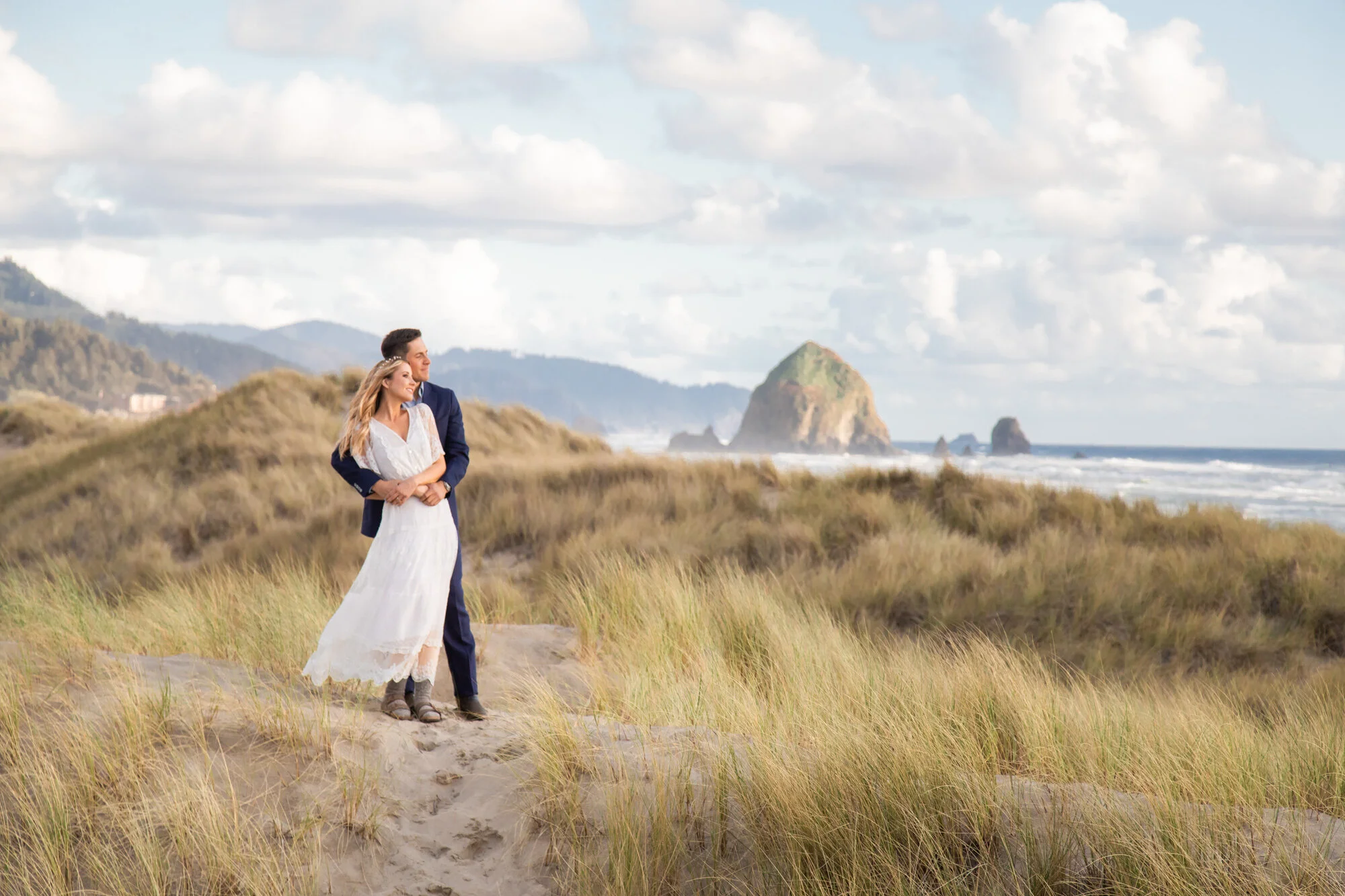 OregonCoastElopement-CannonBeach-HugPoint-DanRice21_003.jpg