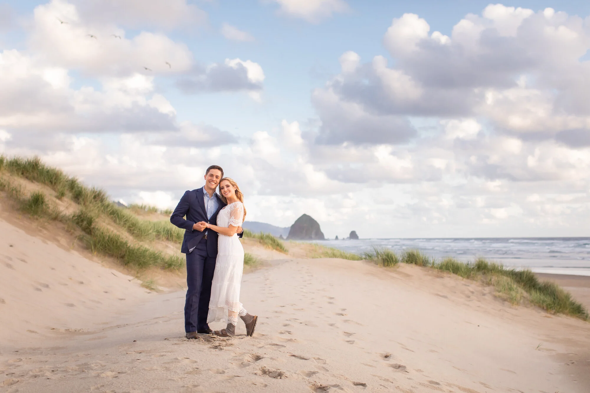 OregonCoastElopement-CannonBeach-HugPoint-DanRice21_029.jpg