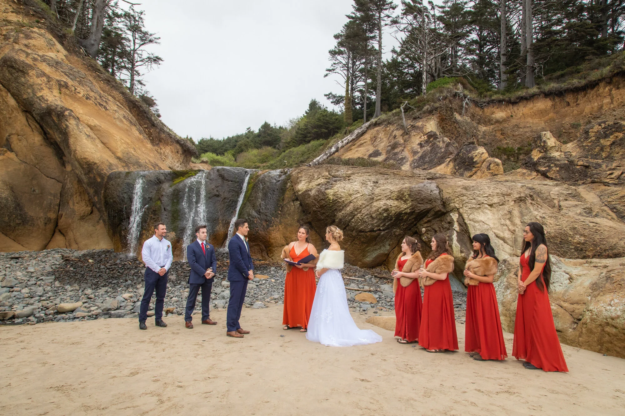 OregonCoastElopement-CannonBeach-HugPoint-DanRice21_087.jpg