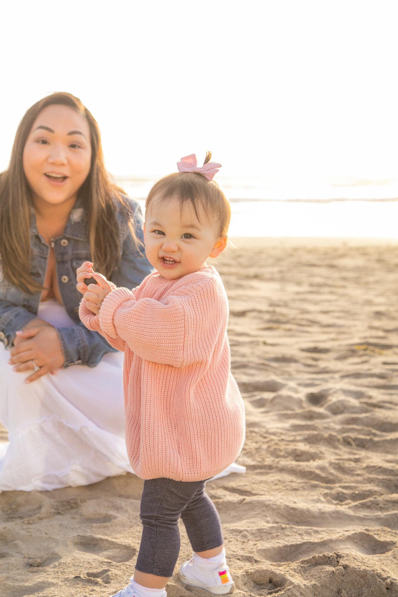 CannonBeach-HaystackRock-Family-Sunset-Photography-Session21_034.jpg