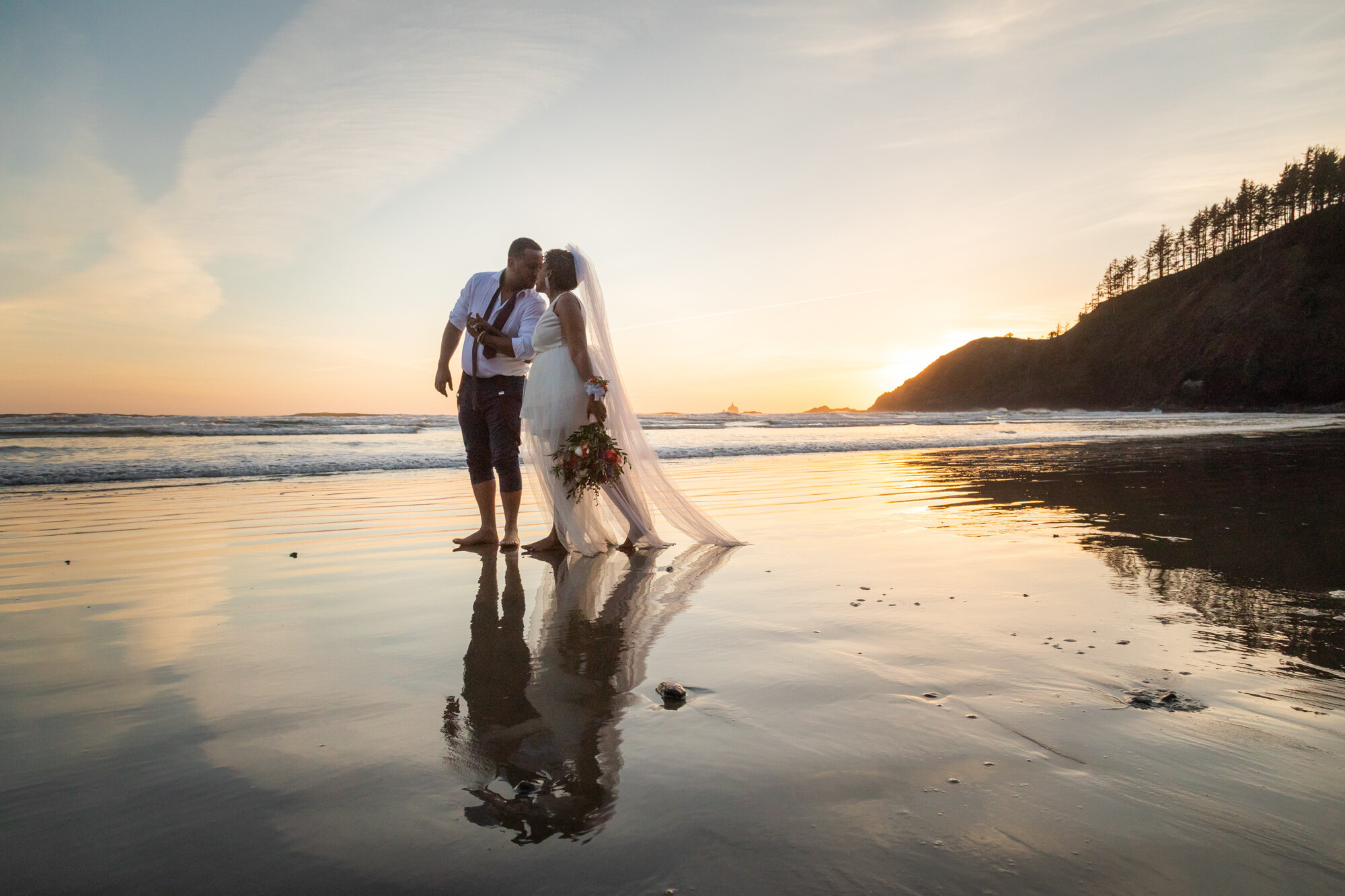 EcolaStatePark-IndianBeach-Elopement-2021_051.jpg