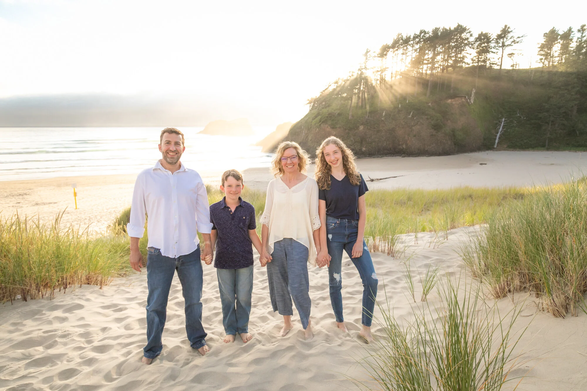 CannonBeach-Family-Photography-DanRice-Aug2021_004.jpg