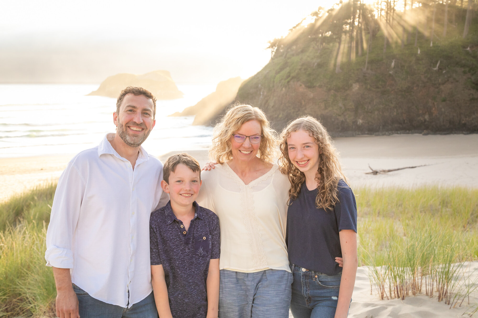 CannonBeach-Family-Photography-DanRice-Aug2021_006.jpg