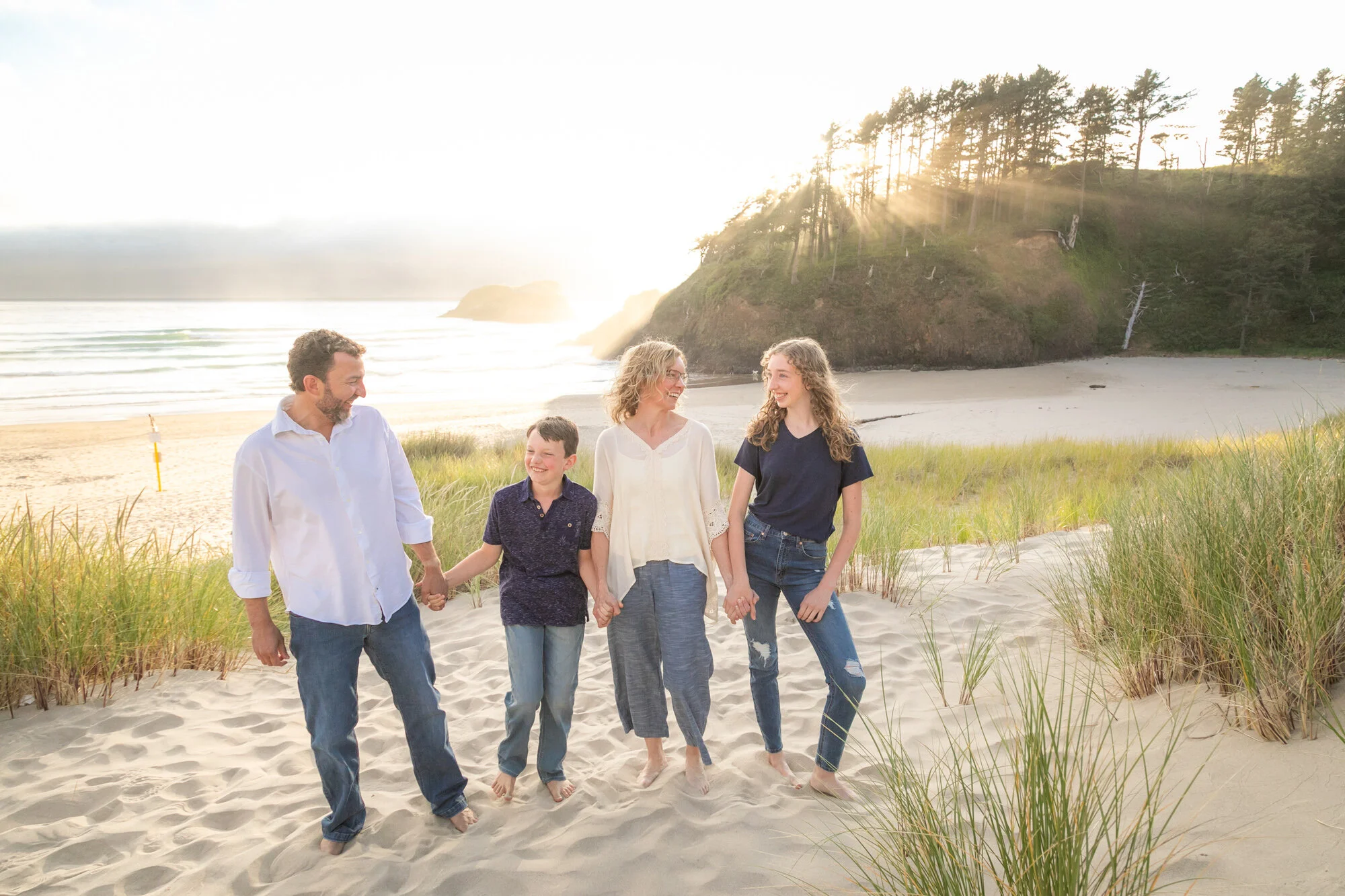 CannonBeach-Family-Photography-DanRice-Aug2021_005.jpg