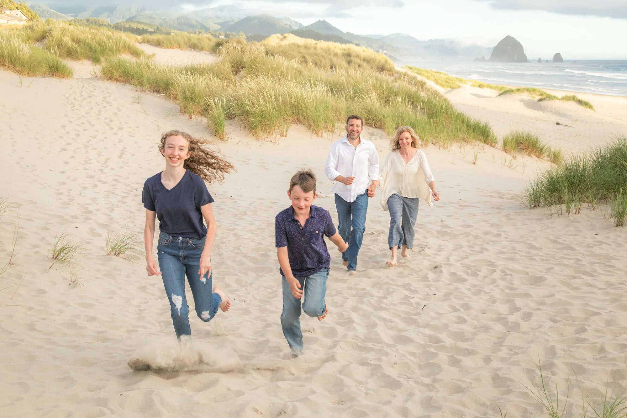 CannonBeach-Family-Photography-DanRice-Aug2021_027.jpg