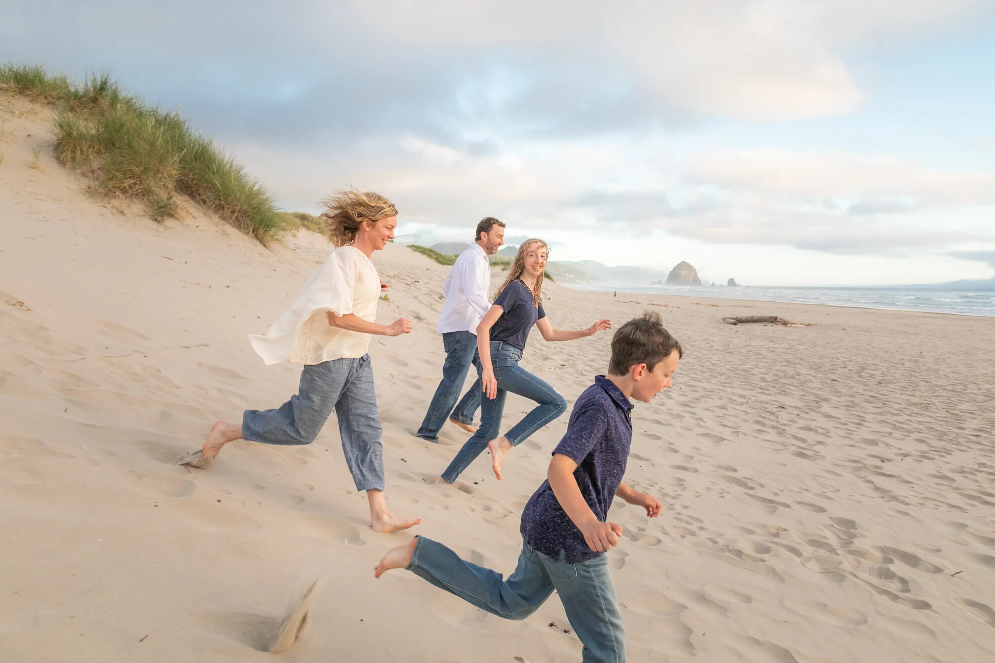 CannonBeach-Family-Photography-DanRice-Aug2021_038.jpg