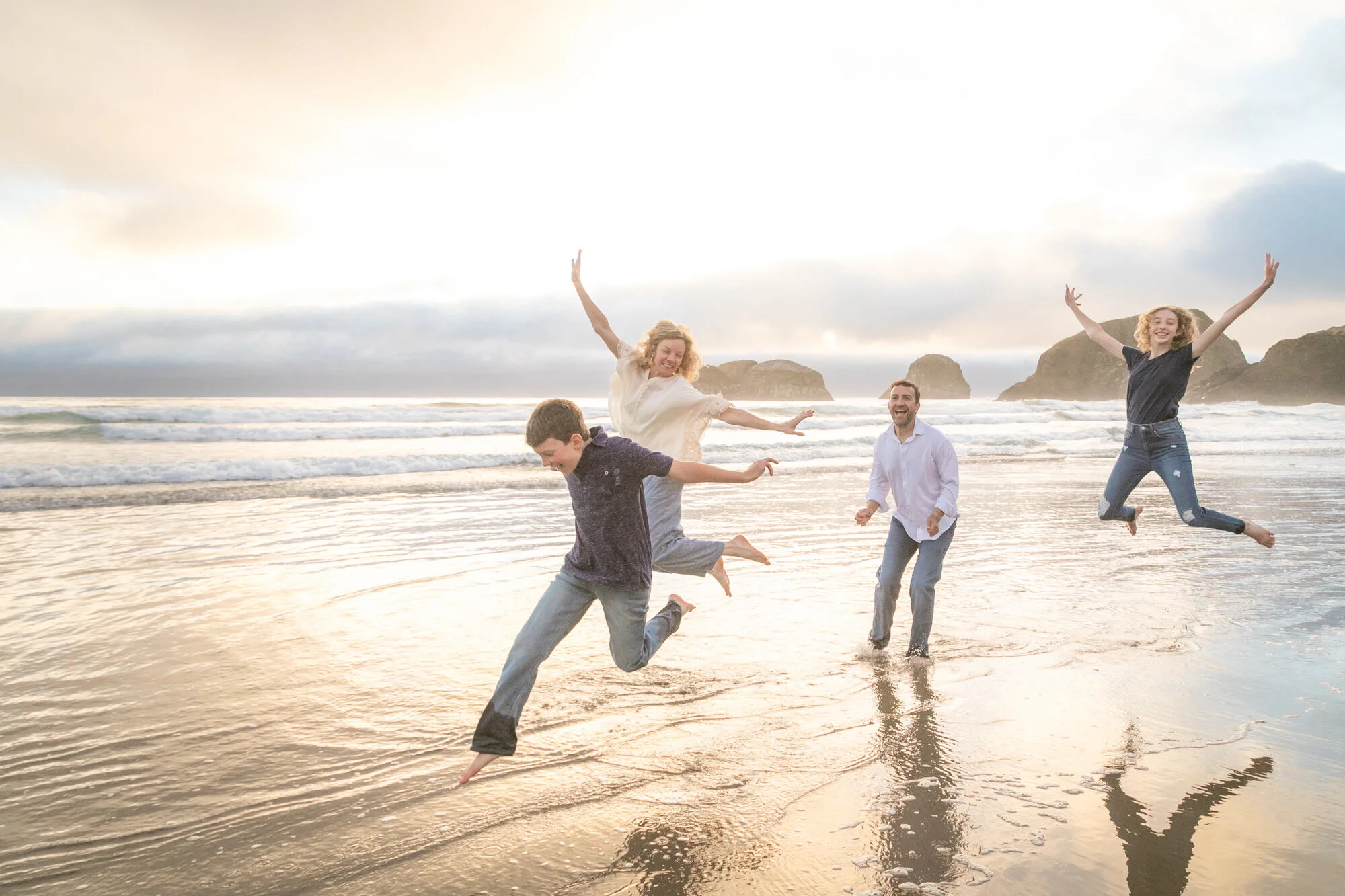 CannonBeach-Family-Photography-DanRice-Aug2021_043.jpg
