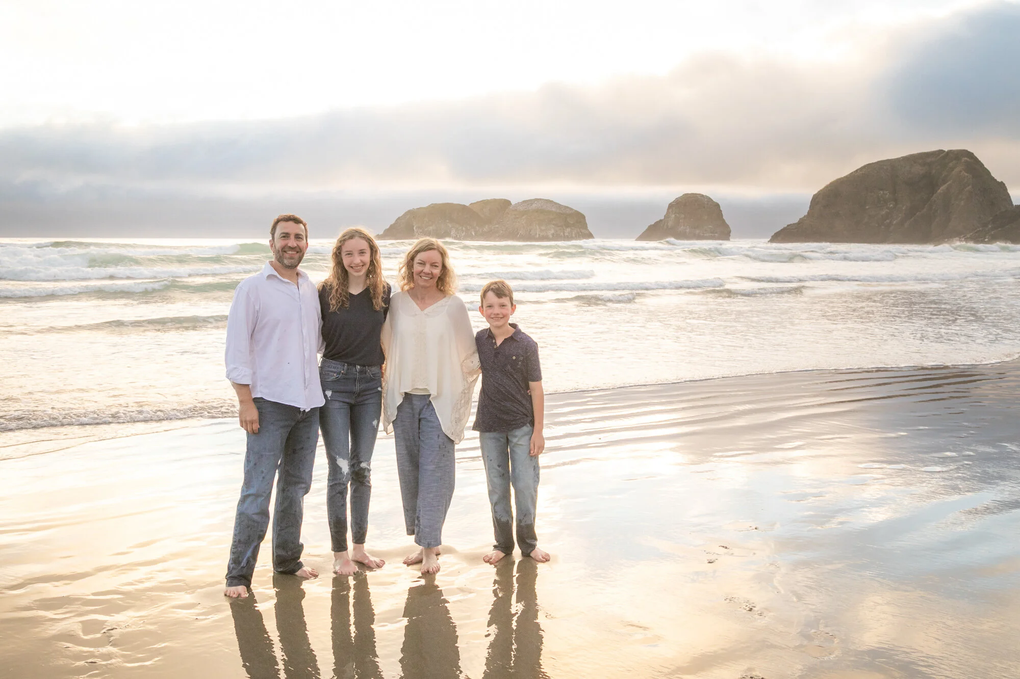 CannonBeach-Family-Photography-DanRice-Aug2021_044.jpg