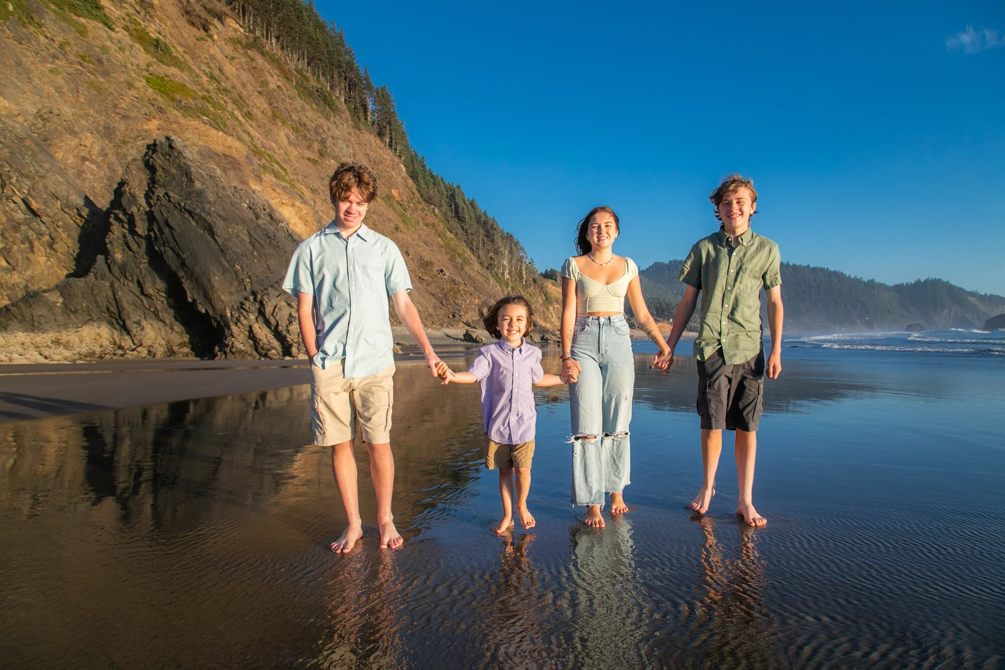 ArchCape-Oregon-Family-Photographer-DanRice21_0016.jpg