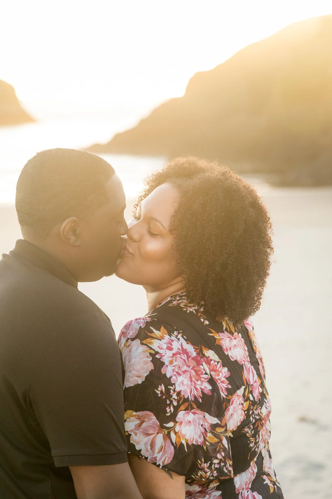 CannonBeach-Sunset-Engagement-DanRice-21-015.jpg