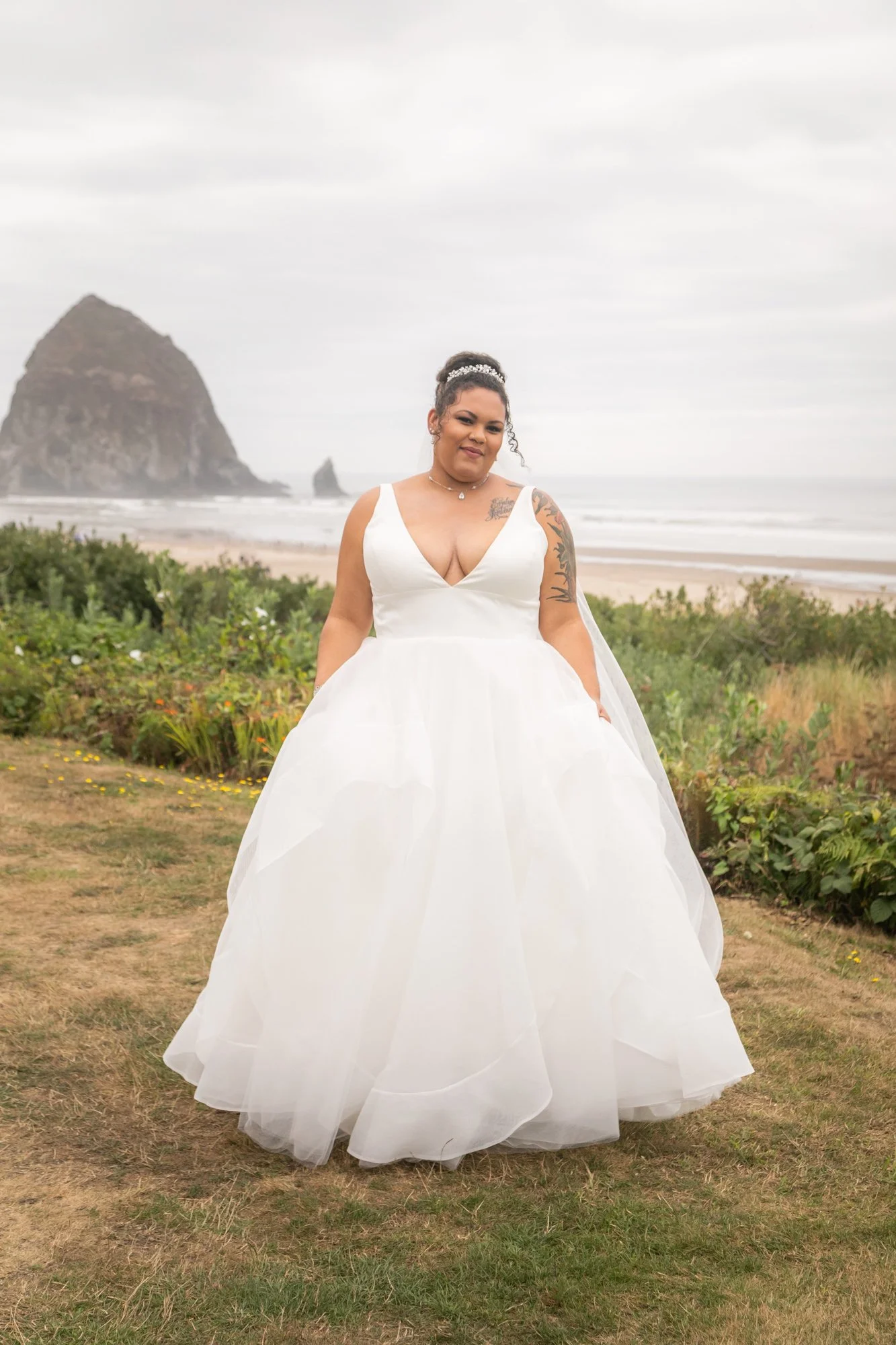 CannonBeach-Wedding-SurfsandResort-DanRice-21-016.jpg