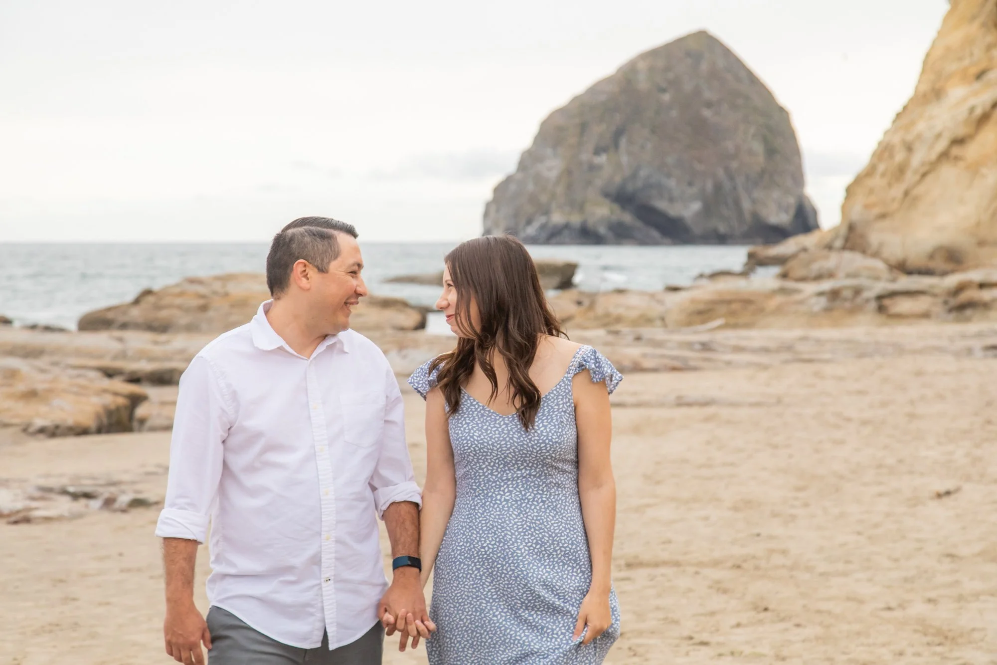 PacificCity-FamilyPhotographer-OregonCoast-DanRice21-026.jpg