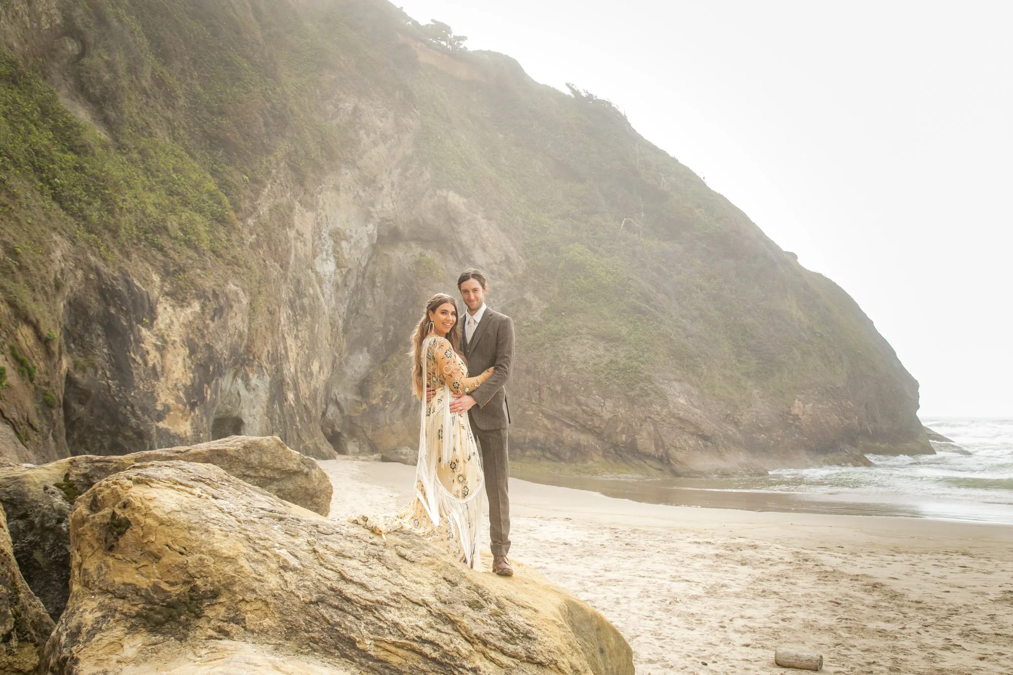 OregonCoast-Elopement-Photographer-Arcadia-DanRice21-093.jpg