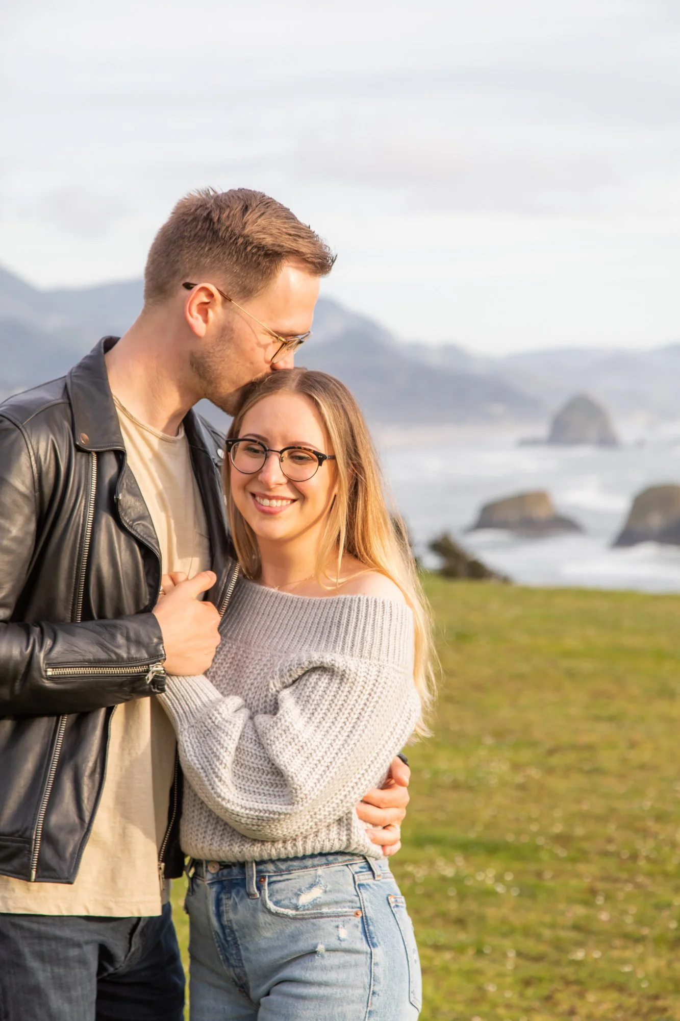 AnniversaryPhotography-EcolaStatePark-Haystack Rock-CannonBeach-DanRice-21-007.jpg