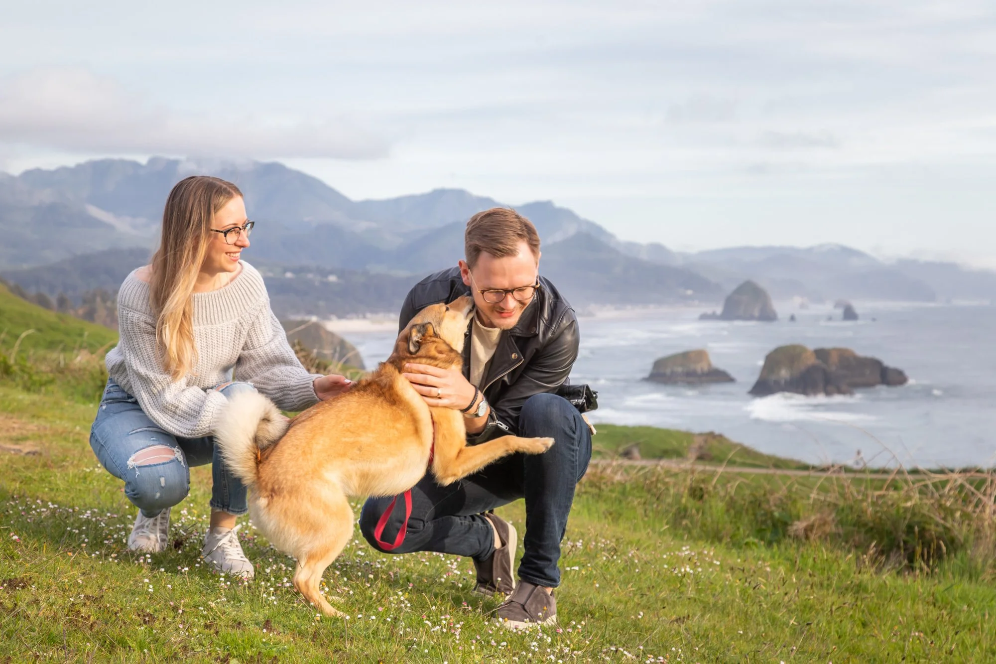 AnniversaryPhotography-EcolaStatePark-Haystack Rock-CannonBeach-DanRice-21-010.jpg