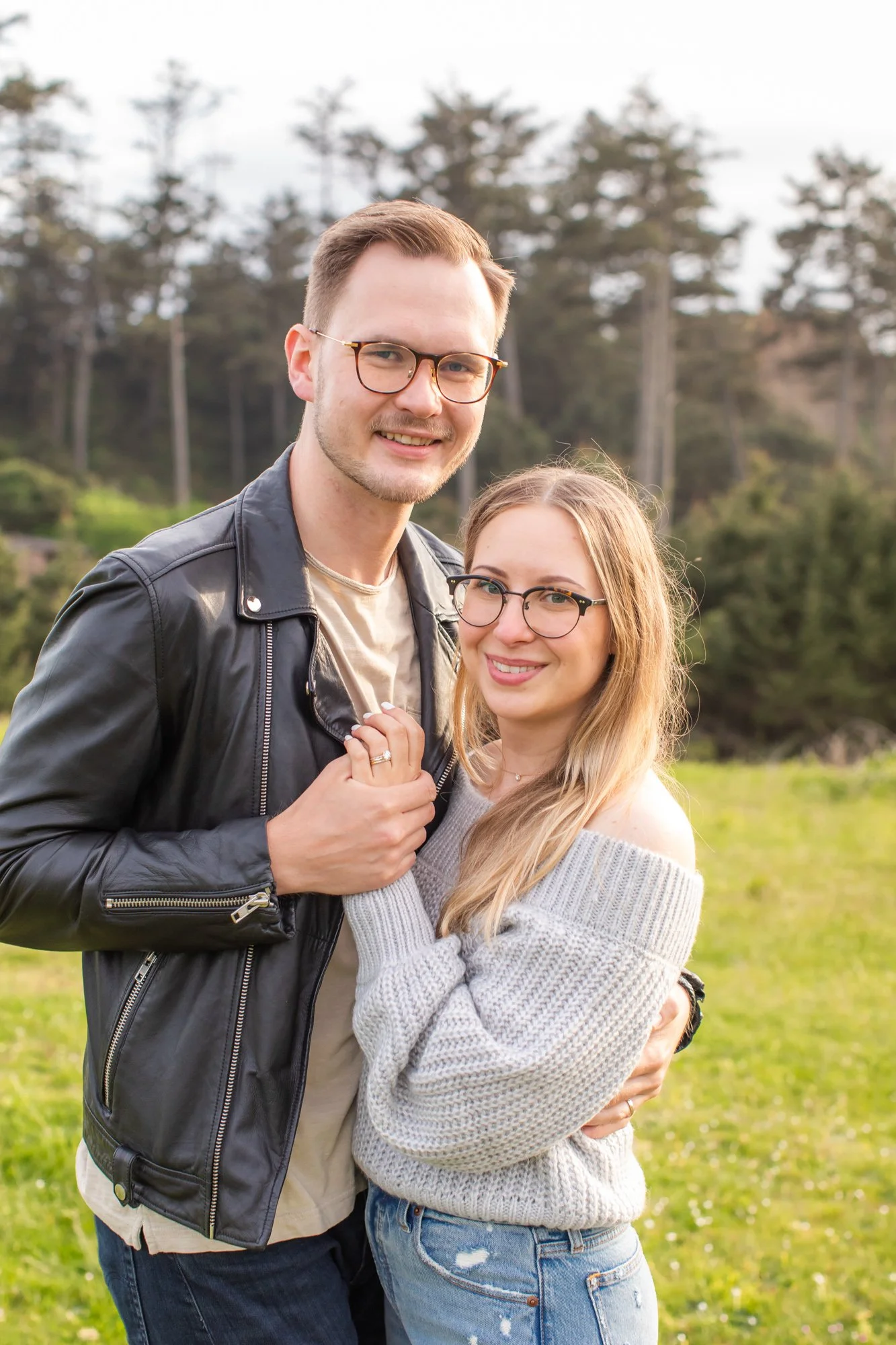 AnniversaryPhotography-EcolaStatePark-Haystack Rock-CannonBeach-DanRice-21-022.jpg