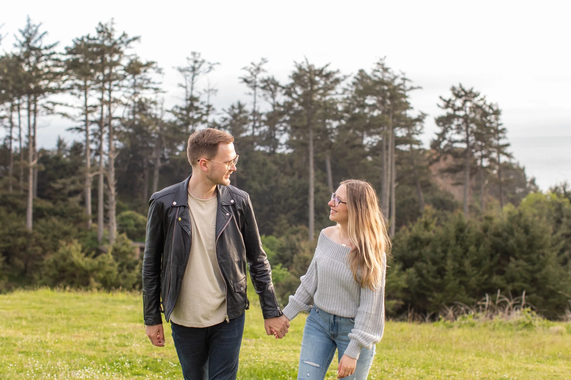 AnniversaryPhotography-EcolaStatePark-Haystack Rock-CannonBeach-DanRice-21-023.jpg