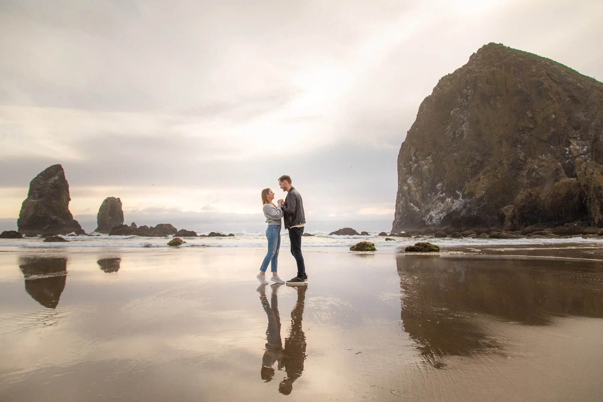 AnniversaryPhotography-EcolaStatePark-Haystack Rock-CannonBeach-DanRice-21-039.jpg