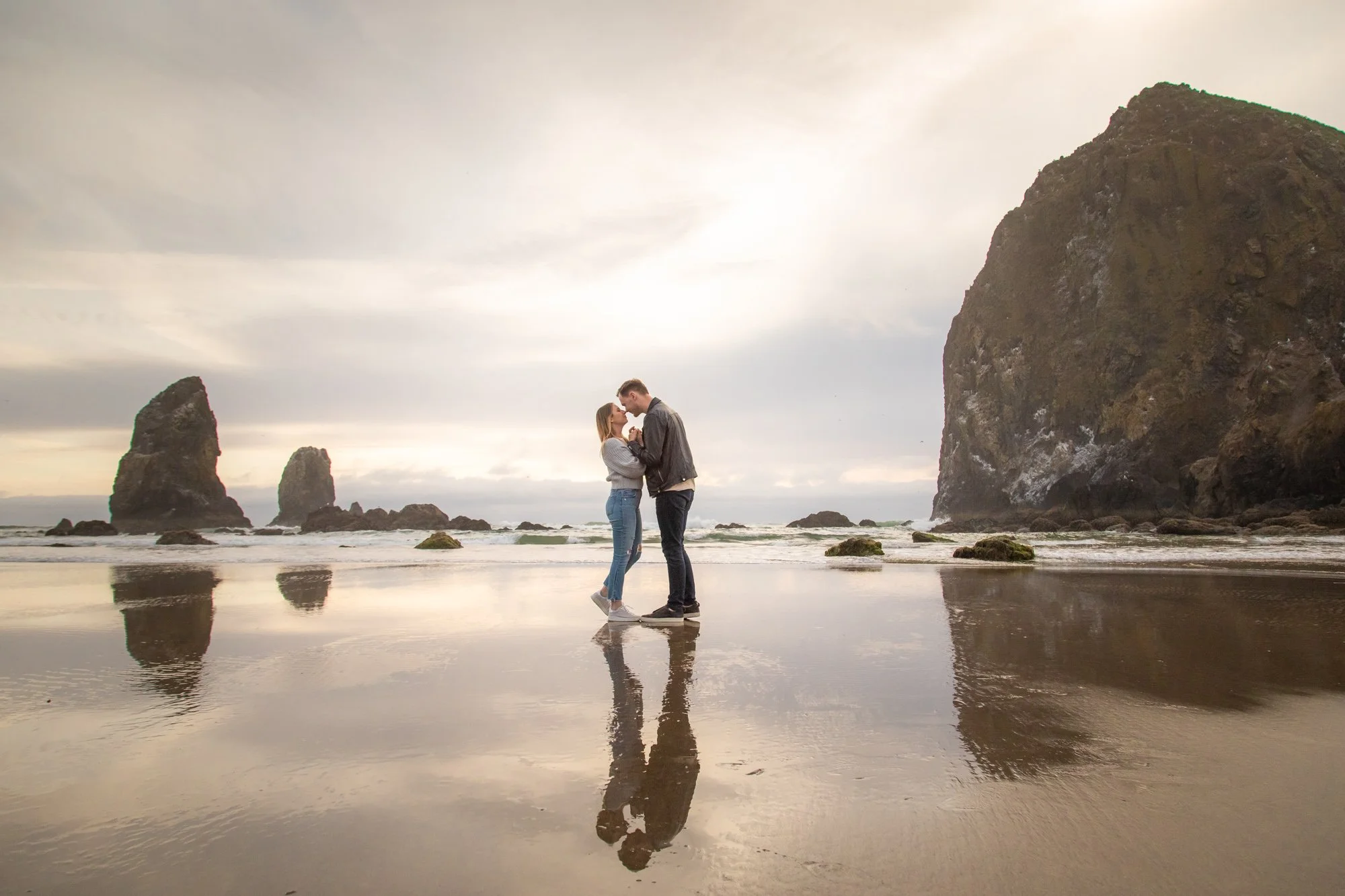 AnniversaryPhotography-EcolaStatePark-Haystack Rock-CannonBeach-DanRice-21-041.jpg
