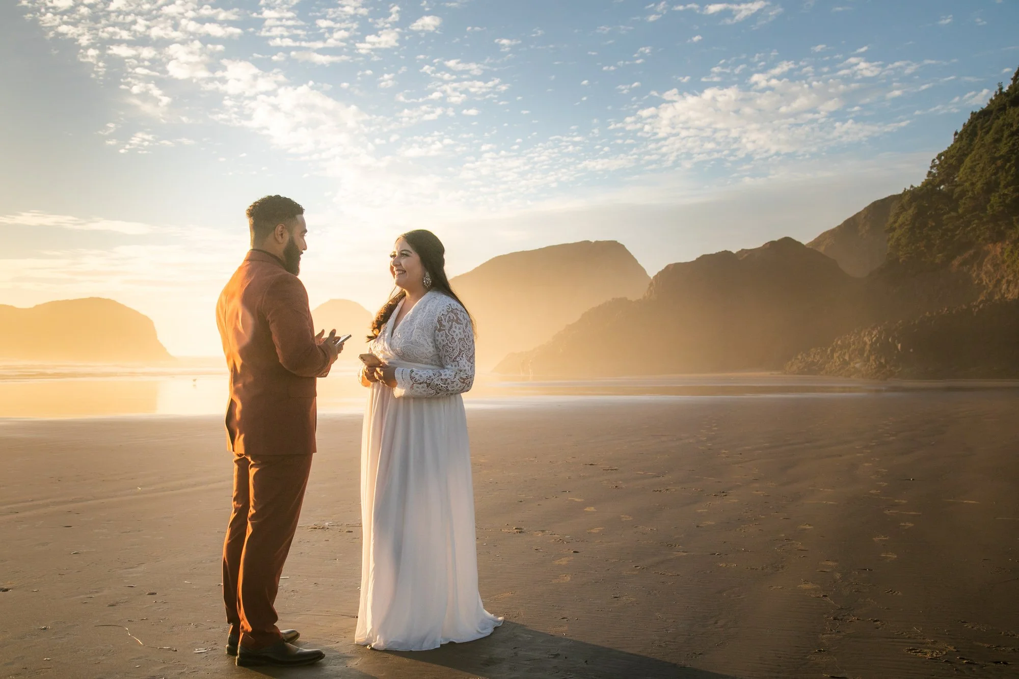CannonBeach-Elopement-OregonCoast-DanRice-21-036.jpg