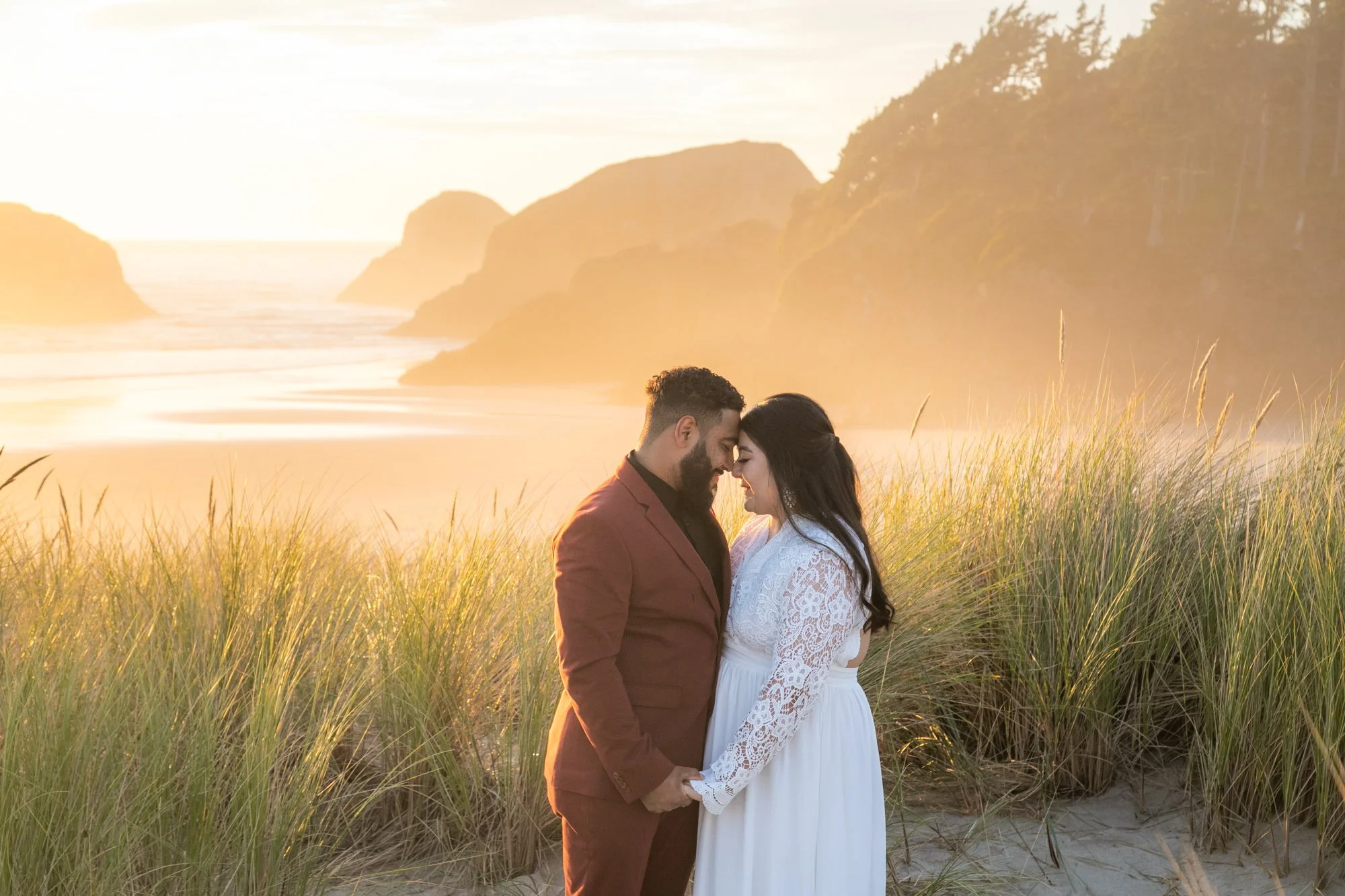 CannonBeach-Elopement-OregonCoast-DanRice-21-057.jpg