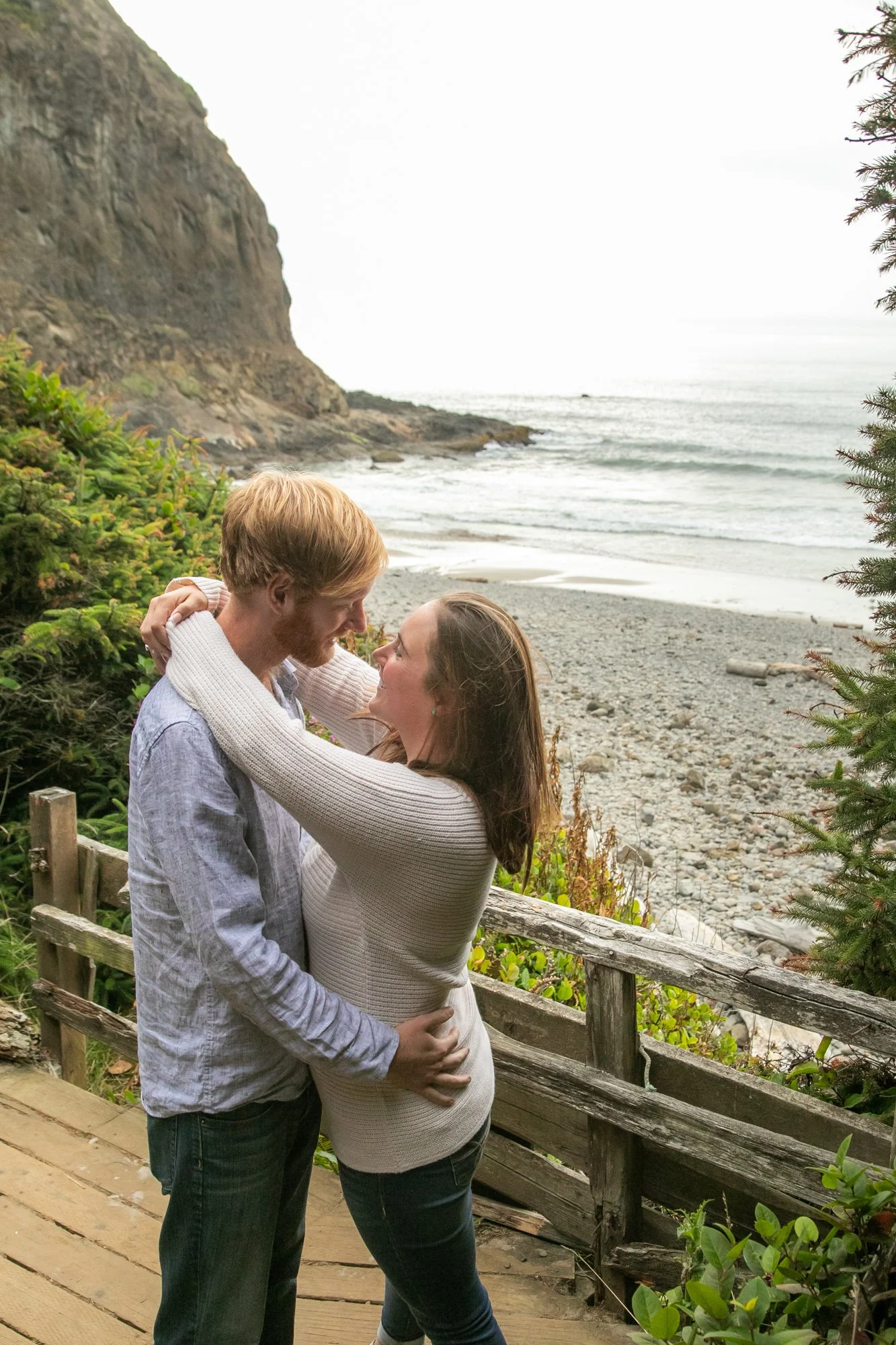 OregonCoast-Enagagement-ShortBeach-DanRice21-008.jpg