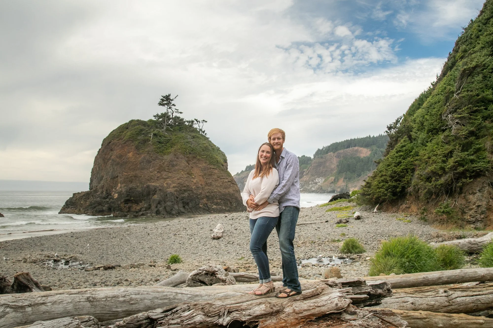 OregonCoast-Enagagement-ShortBeach-DanRice21-016.jpg