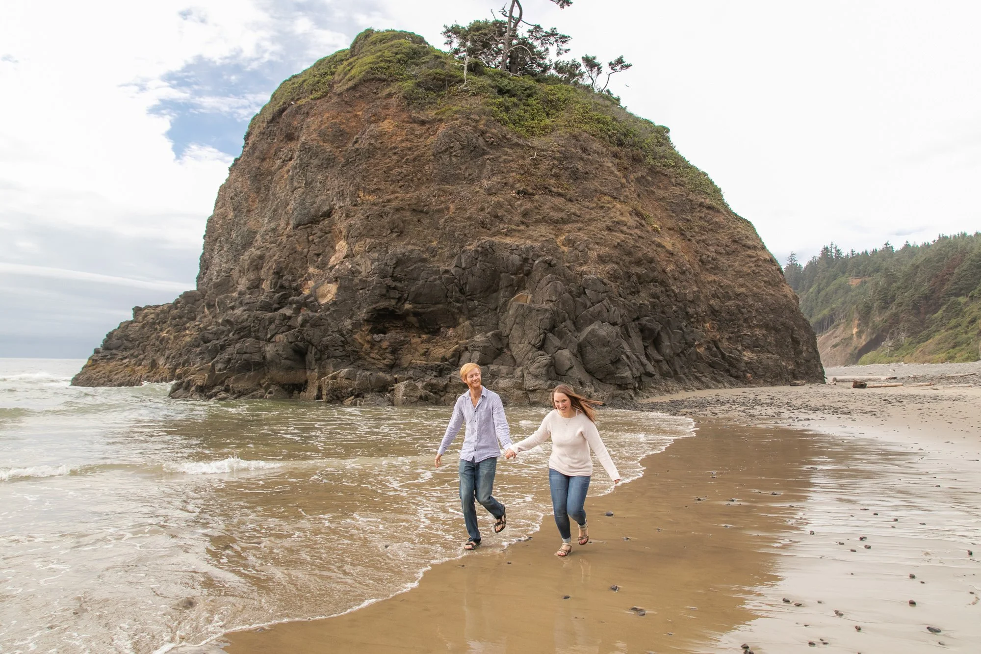 OregonCoast-Enagagement-ShortBeach-DanRice21-091.jpg