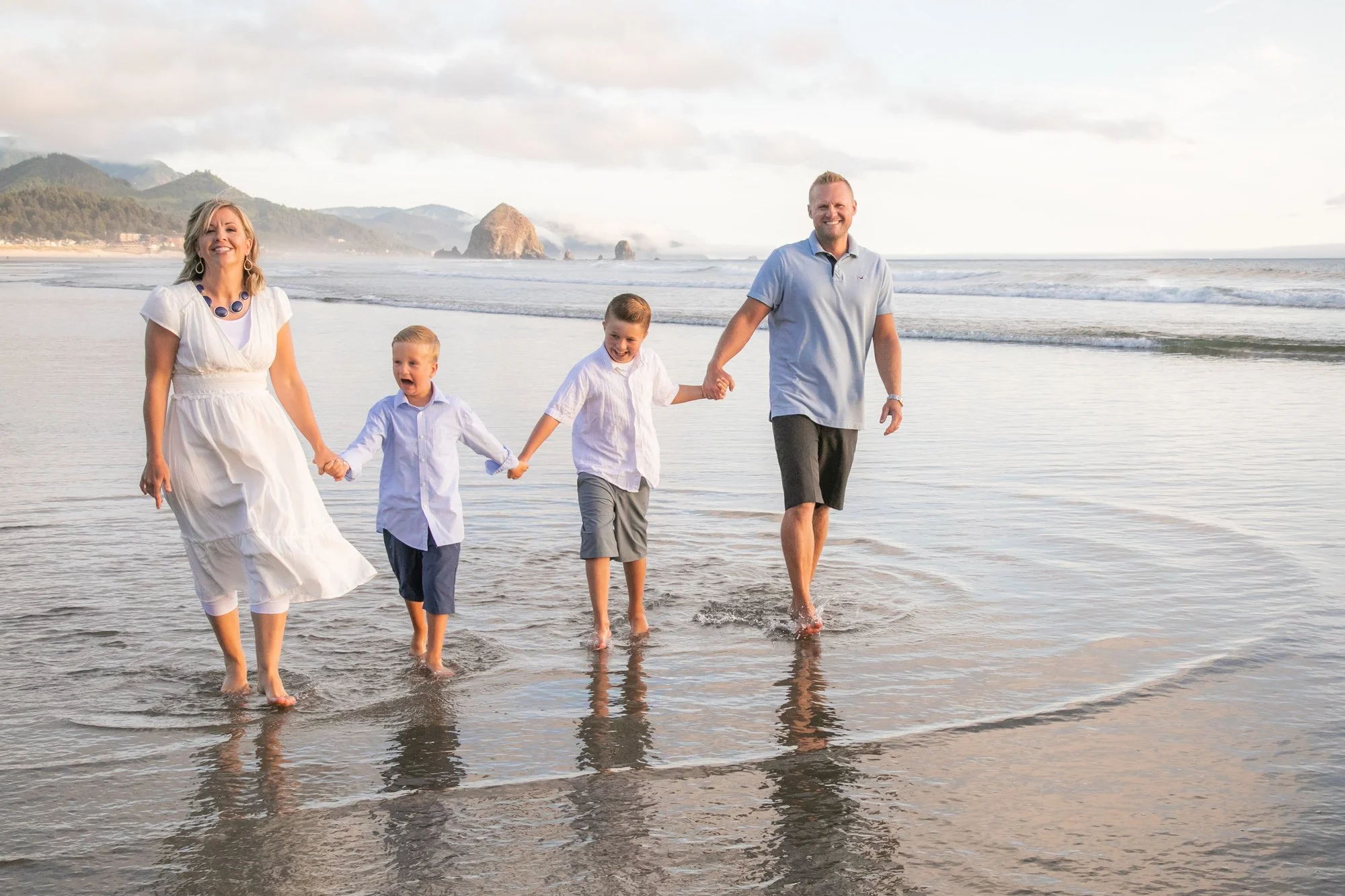 CannonBeach-FamilyPhotography-DanRice-07-21-032.jpg