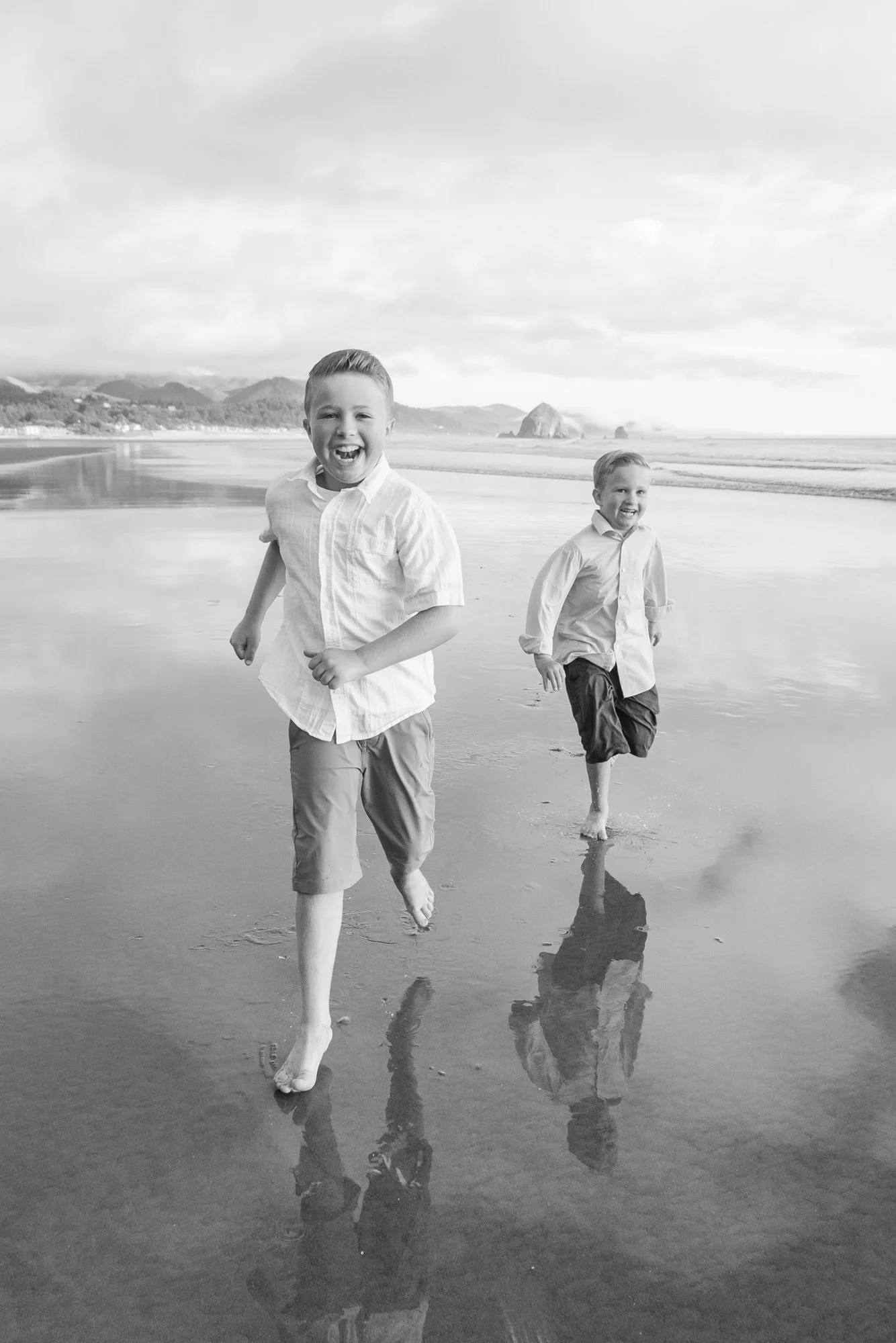 CannonBeach-FamilyPhotography-DanRice-07-21-035.jpg