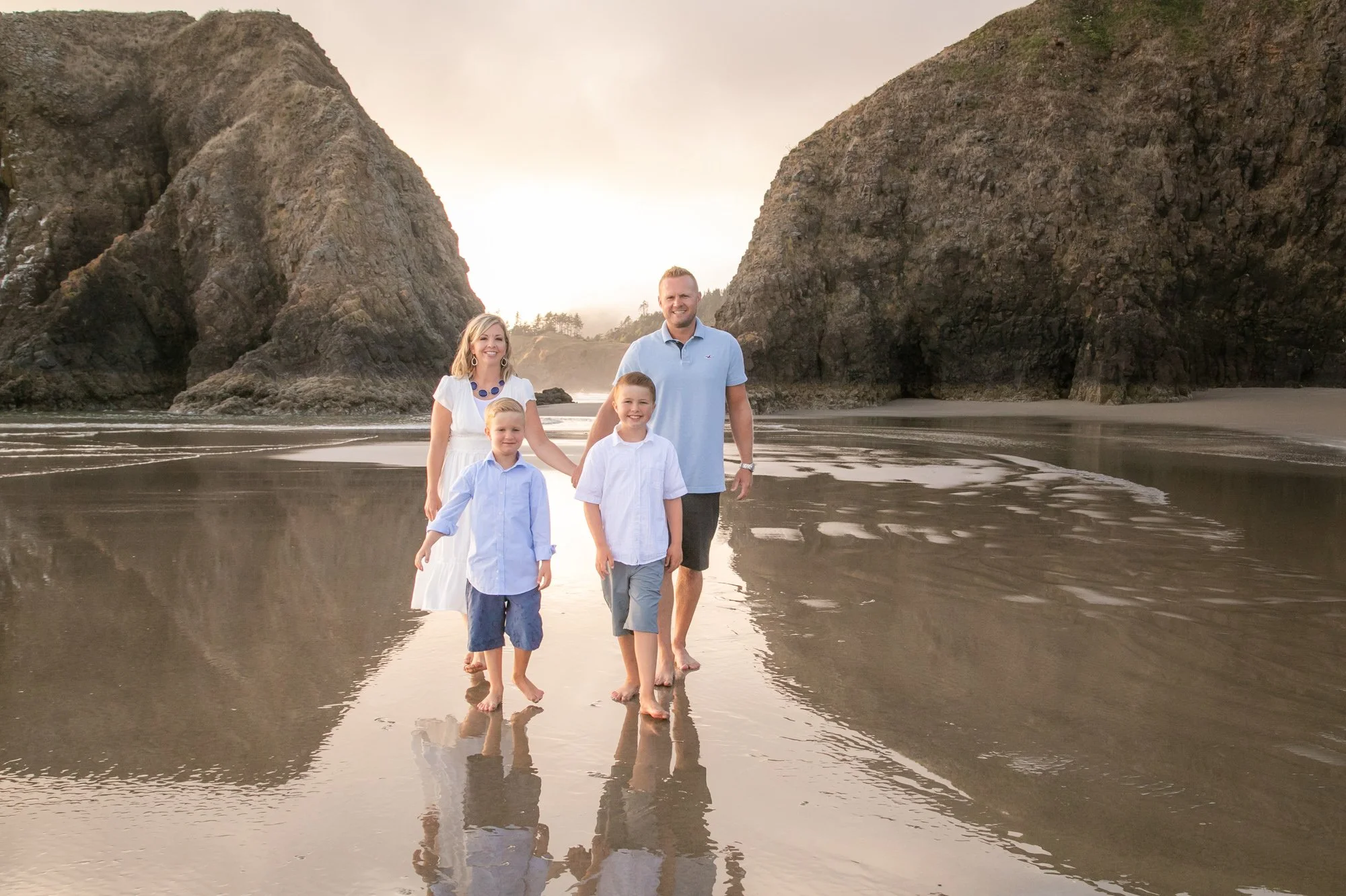 CannonBeach-FamilyPhotography-DanRice-07-21-038.jpg