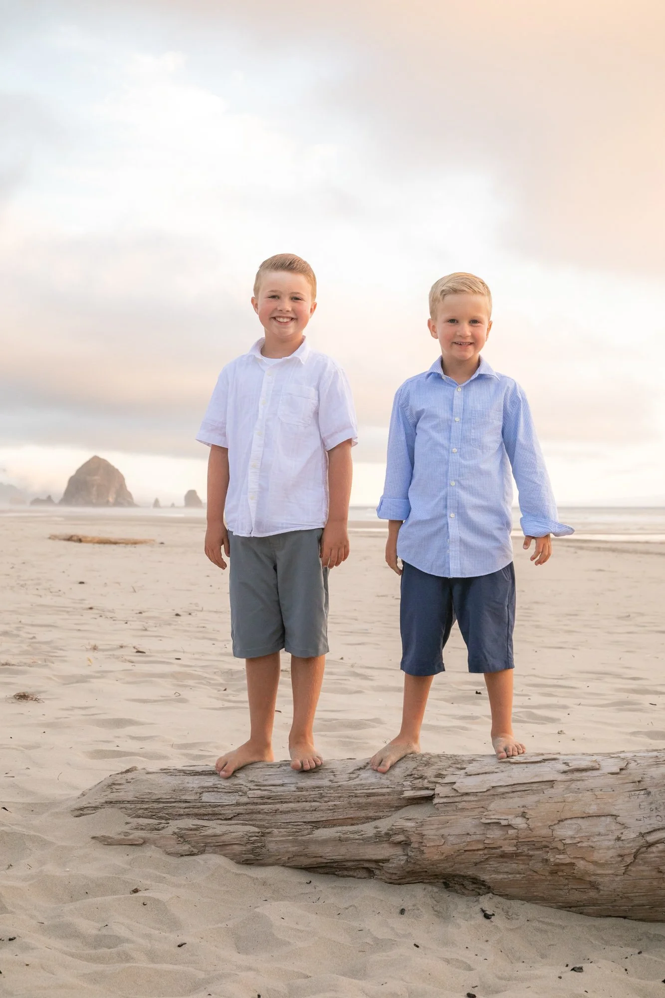 CannonBeach-FamilyPhotography-DanRice-07-21-057.jpg