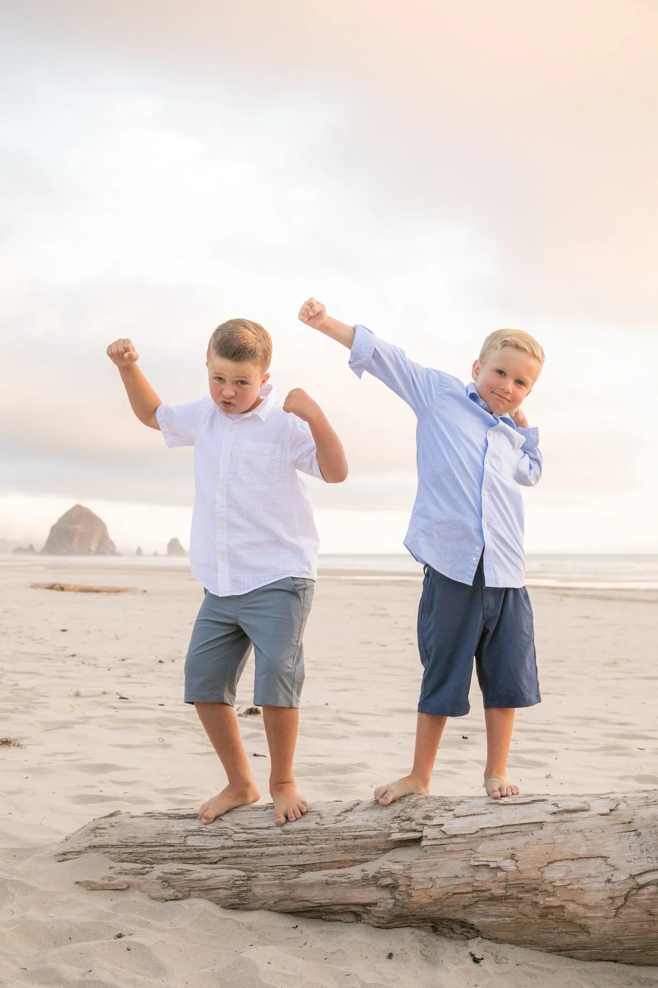 CannonBeach-FamilyPhotography-DanRice-07-21-058.jpg