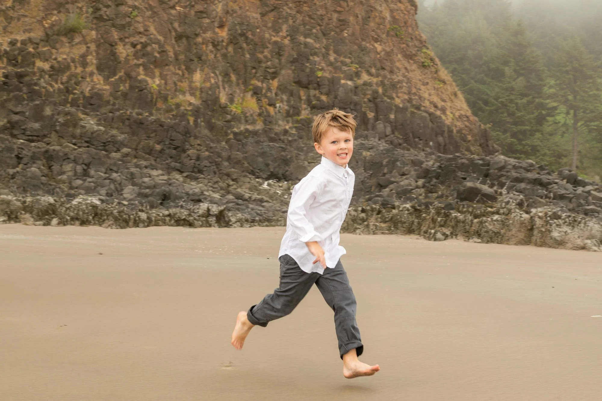 CannonBeach-VowRenewal-Photography-DanRice22-055.jpg