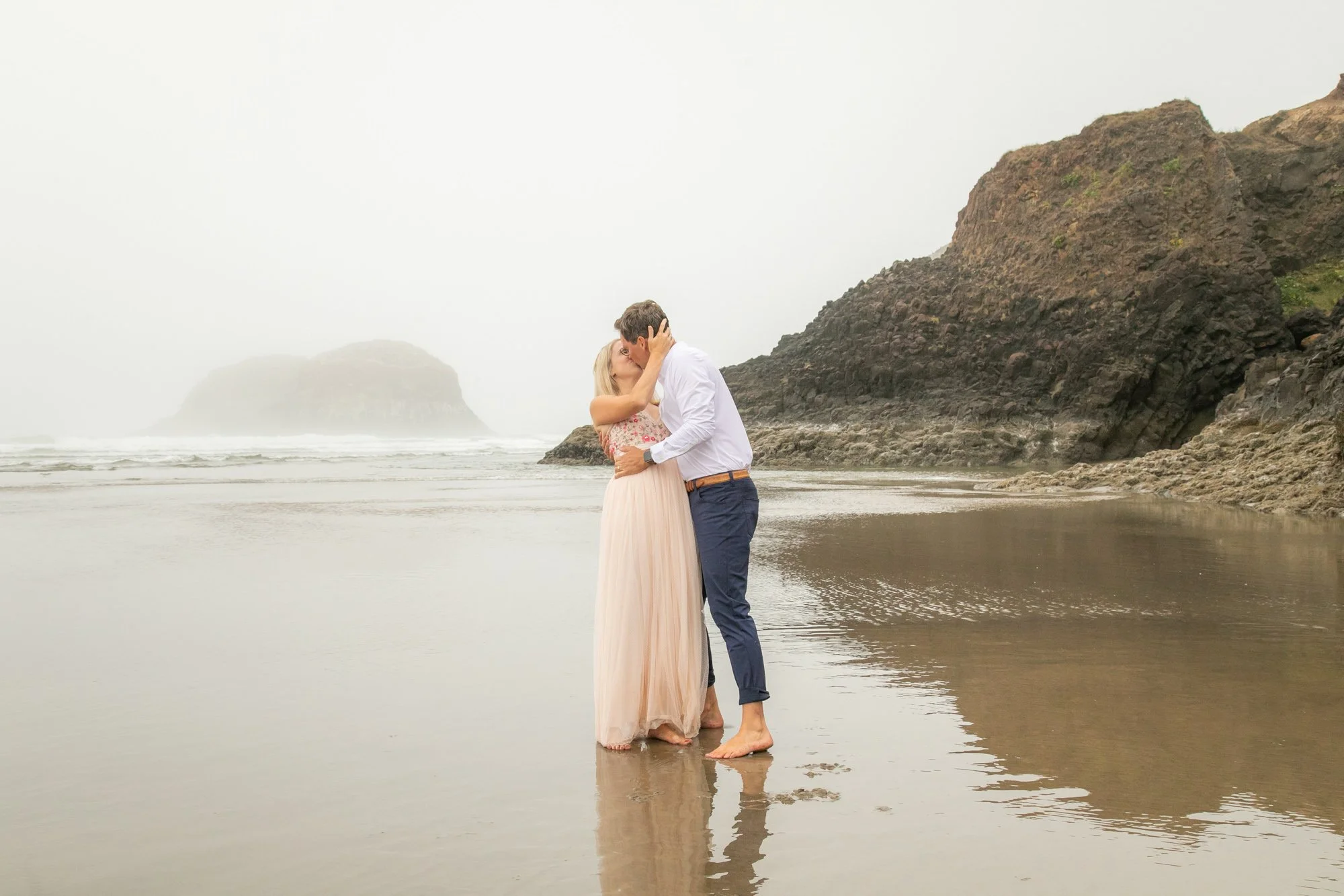 CannonBeach-VowRenewal-Photography-DanRice22-078.jpg