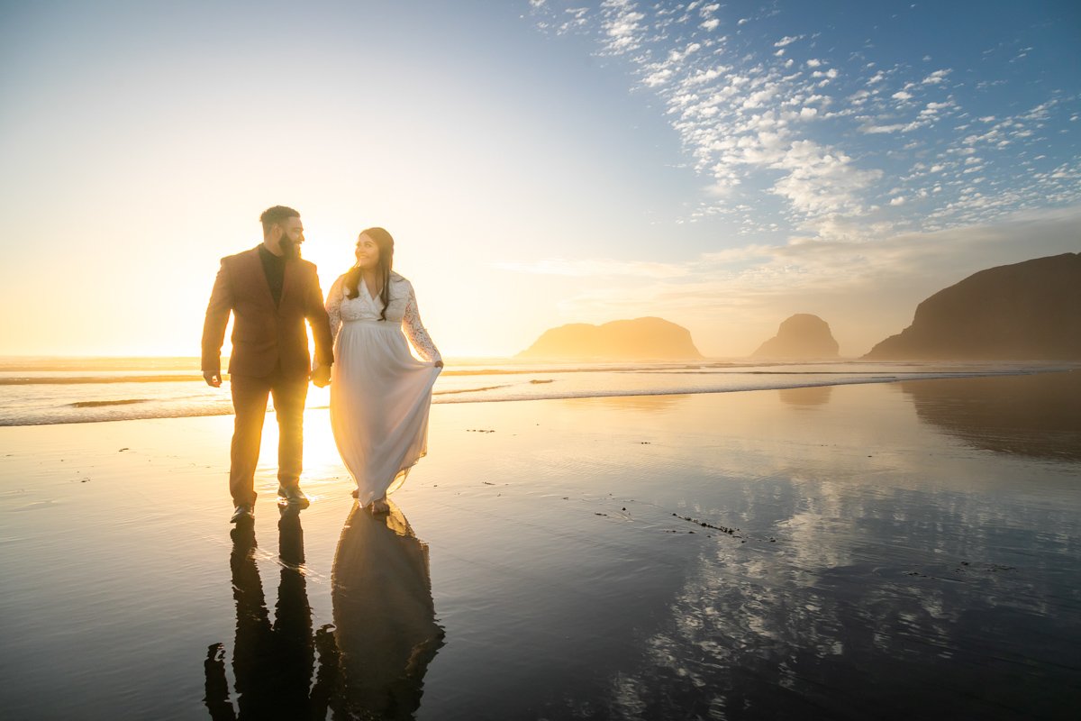 OregonCoast-CannonBeach-Elopement-Wedding-Photographer-DanRice-21-029.jpg