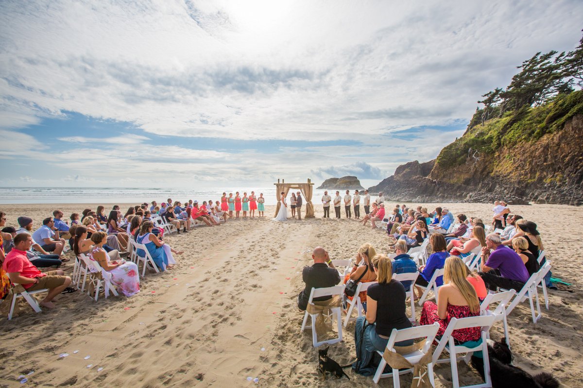 OregonCoast-CannonBeach-Elopement-Wedding-Photographer-DanRice-21-059.jpg