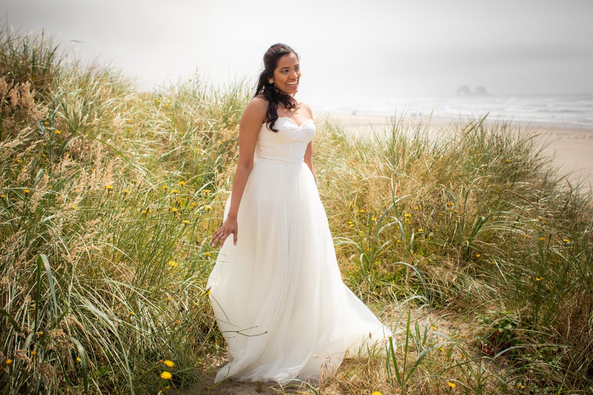 OregonCoast-CannonBeach-Elopement-Wedding-Photographer-DanRice-21-065.jpg