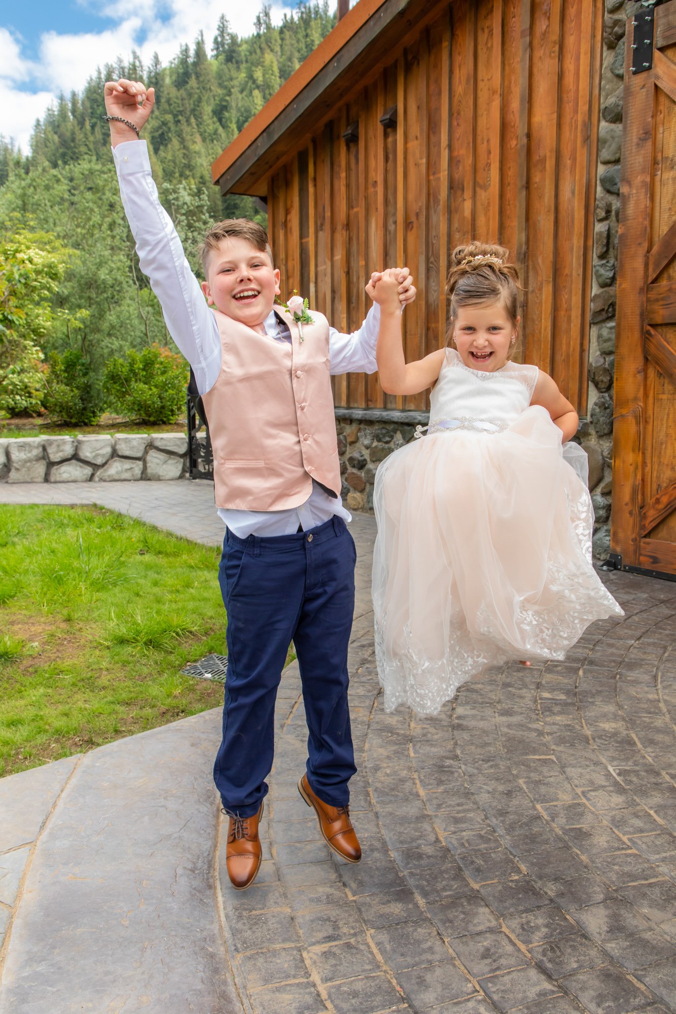 HydrangeaRanch-Wedding-Photography-OregonCoast22-018.jpg