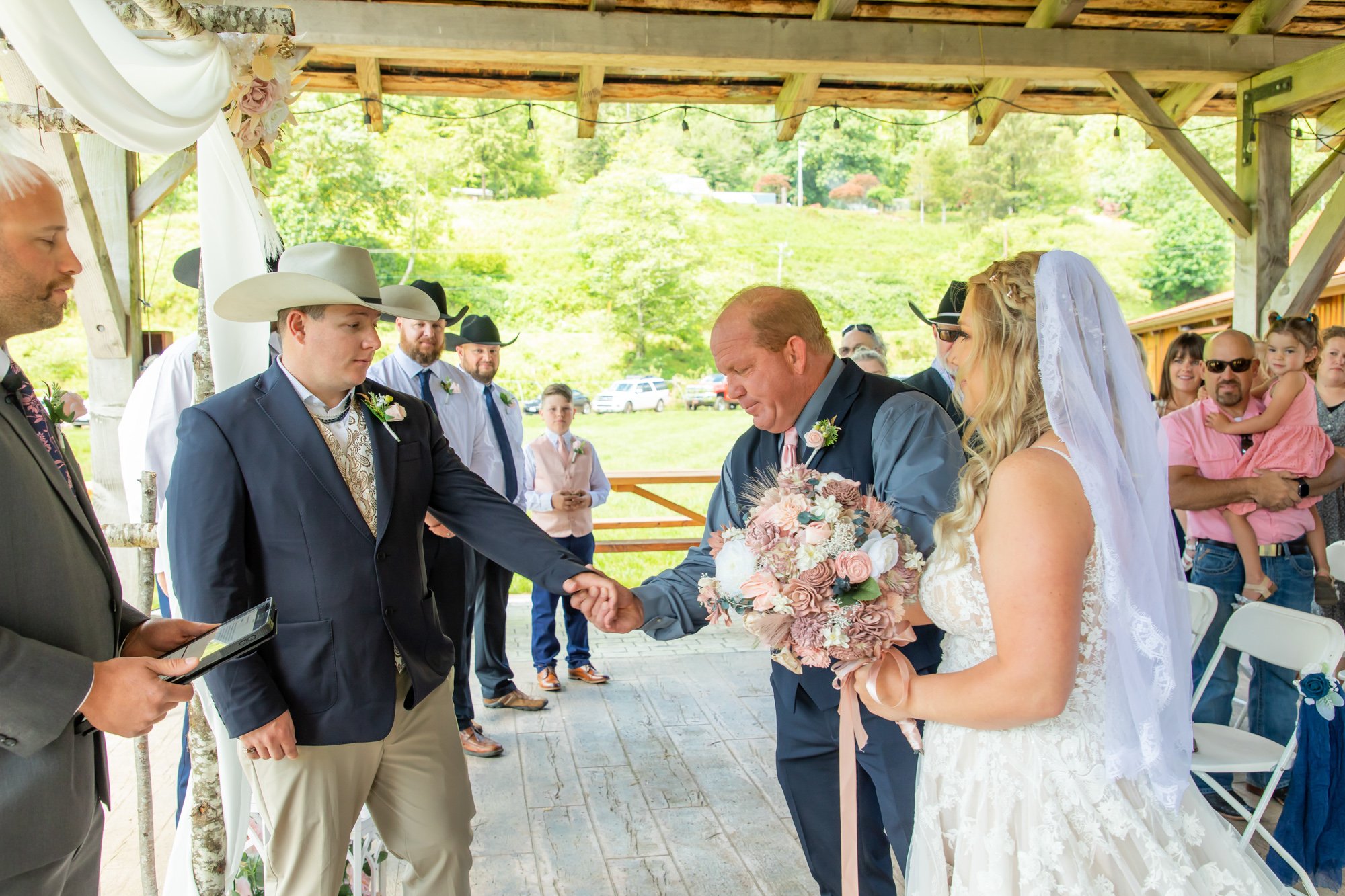 HydrangeaRanch-Wedding-Photography-OregonCoast22-027.jpg