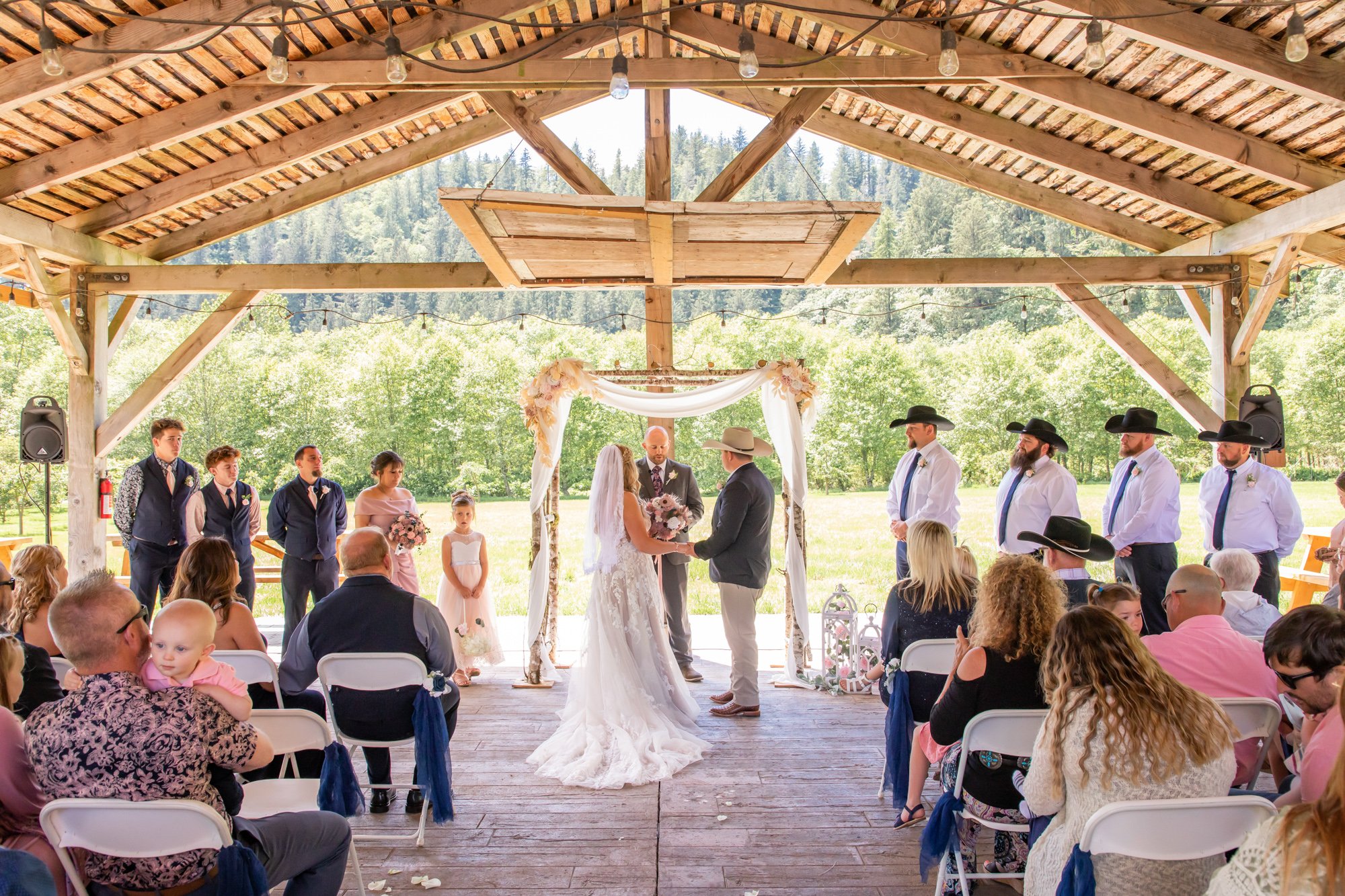 HydrangeaRanch-Wedding-Photography-OregonCoast22-029.jpg
