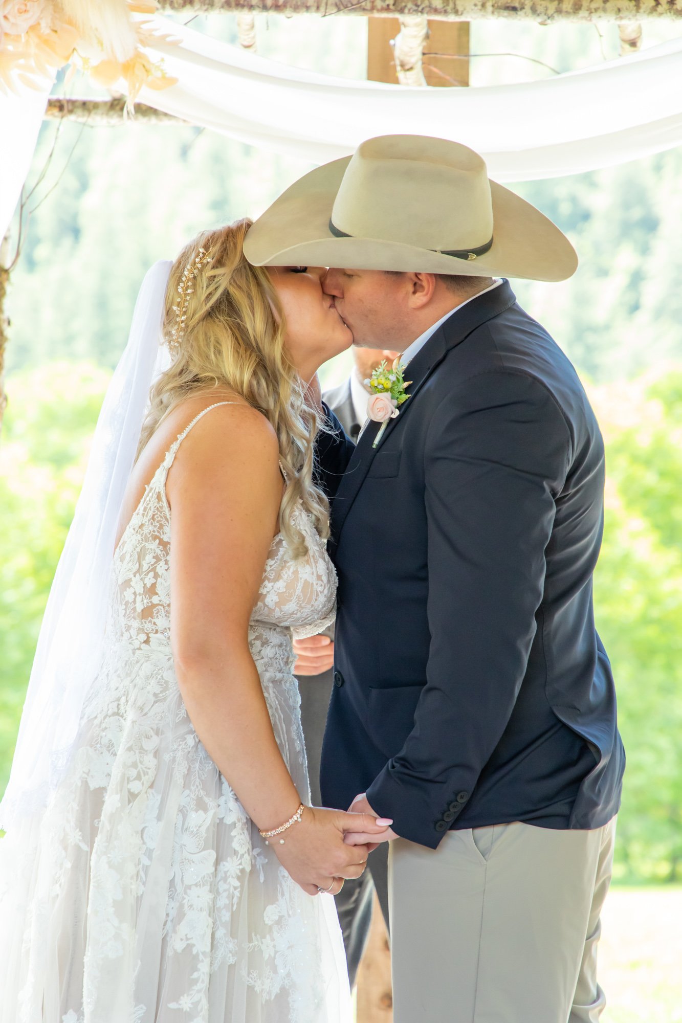 HydrangeaRanch-Wedding-Photography-OregonCoast22-034.jpg