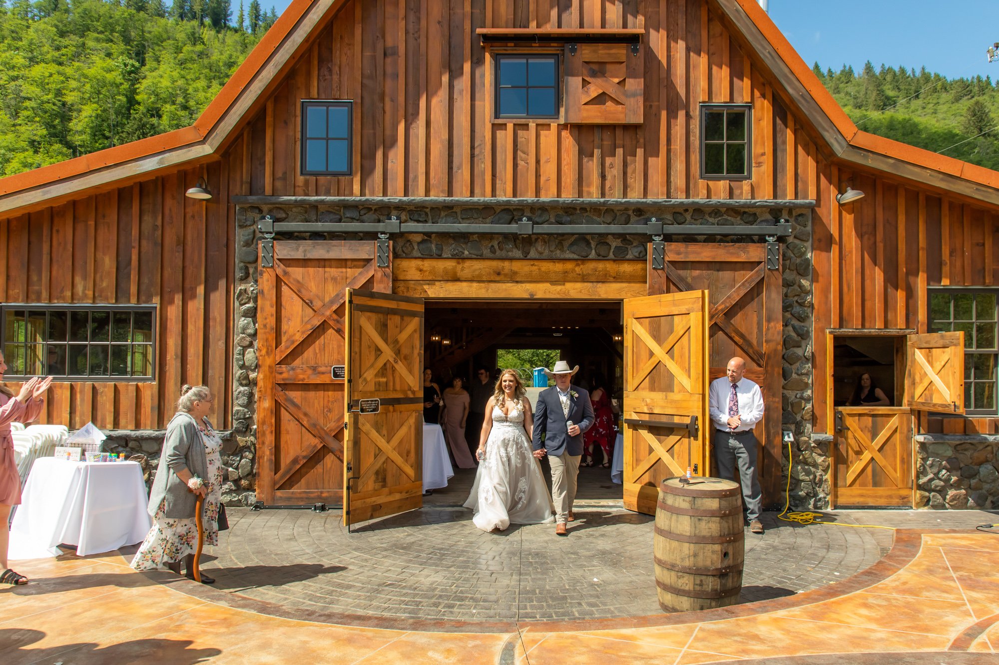 HydrangeaRanch-Wedding-Photography-OregonCoast22-069.jpg