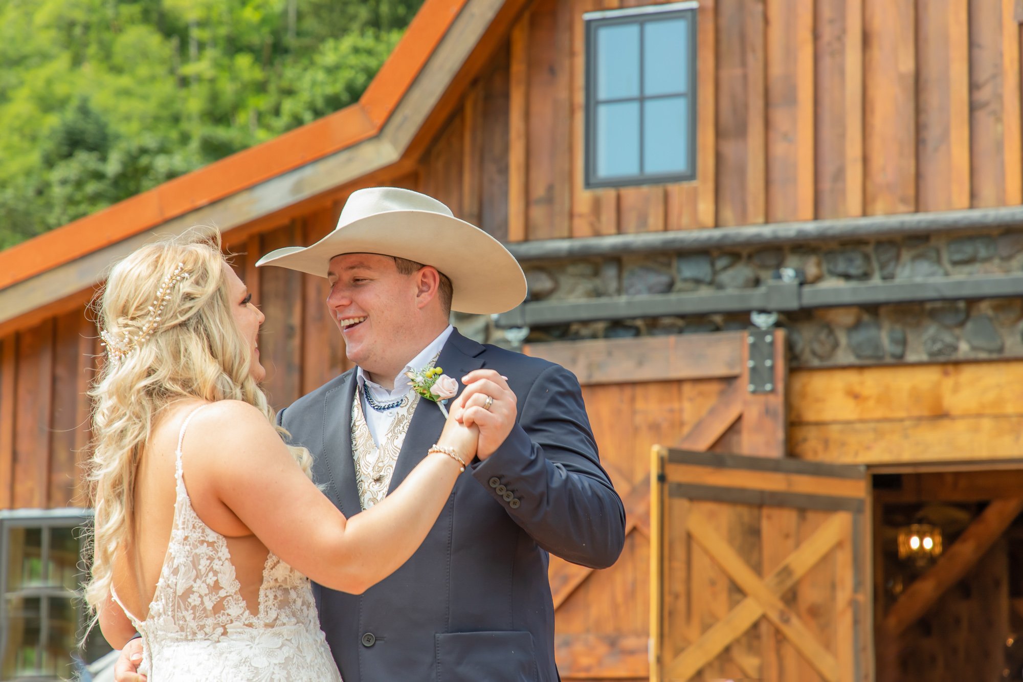 HydrangeaRanch-Wedding-Photography-OregonCoast22-074.jpg