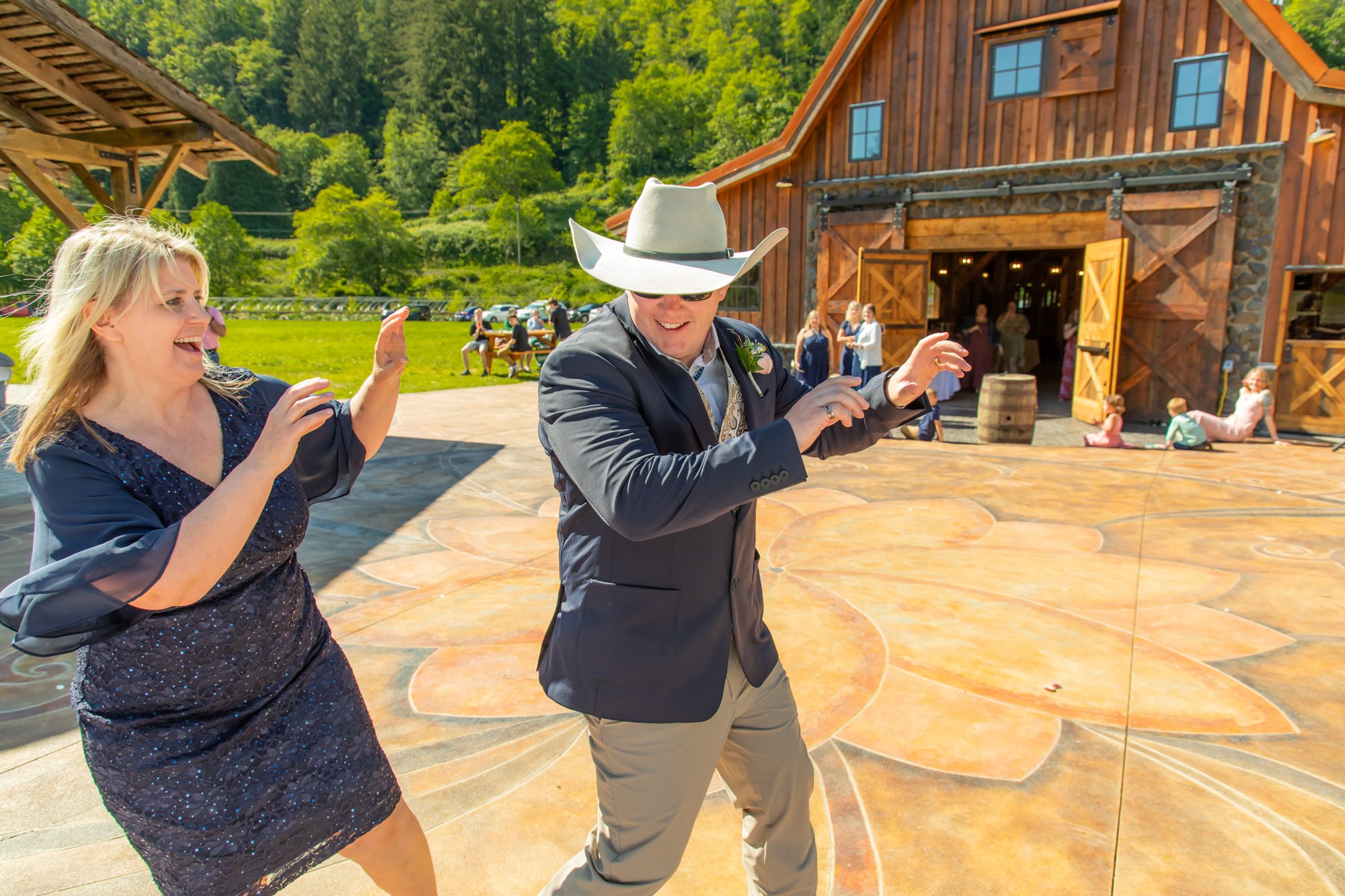 HydrangeaRanch-Wedding-Photography-OregonCoast22-088.jpg