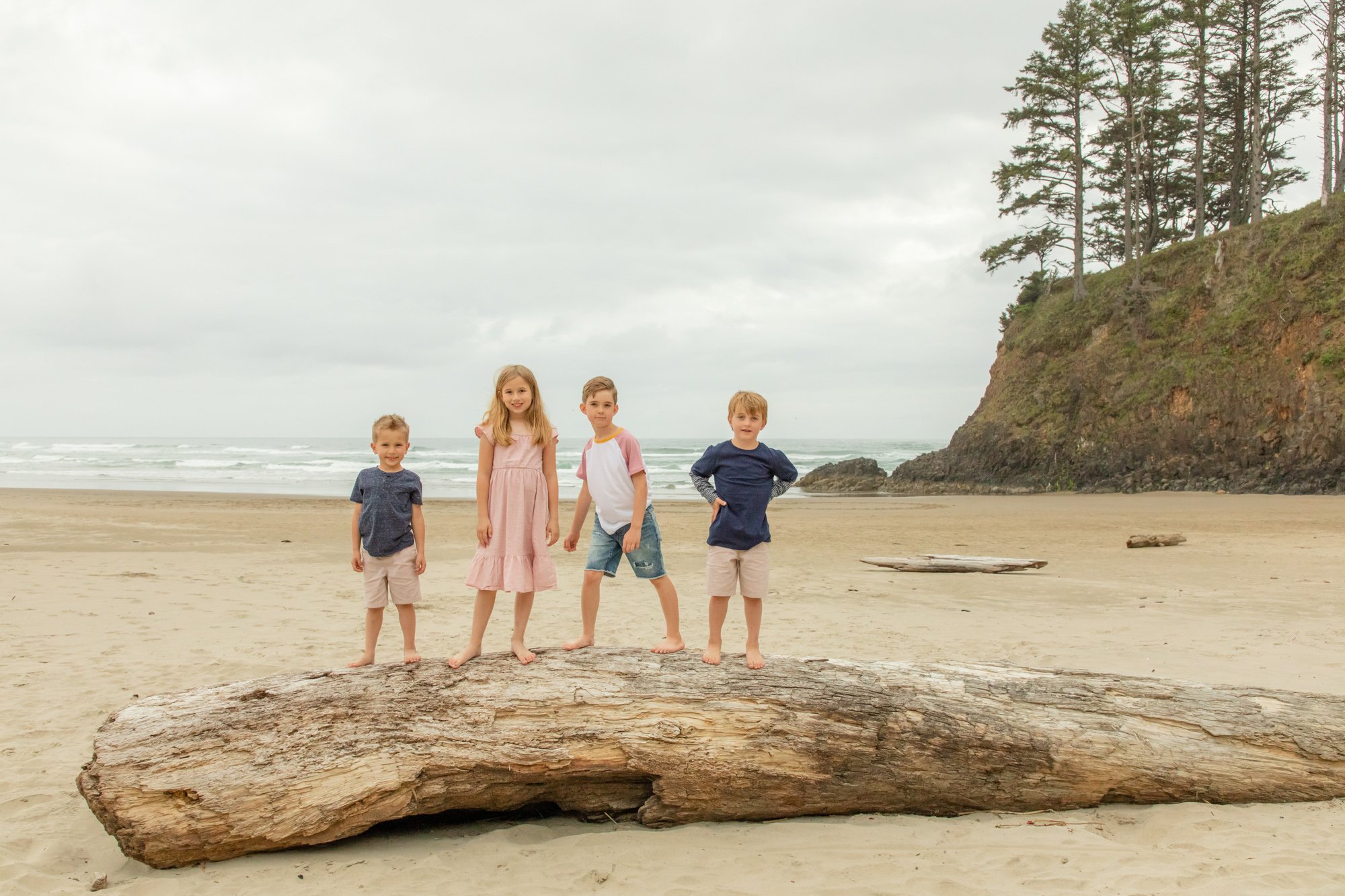 OregonCoast-CannonBeach-Family-Photography-025.jpg