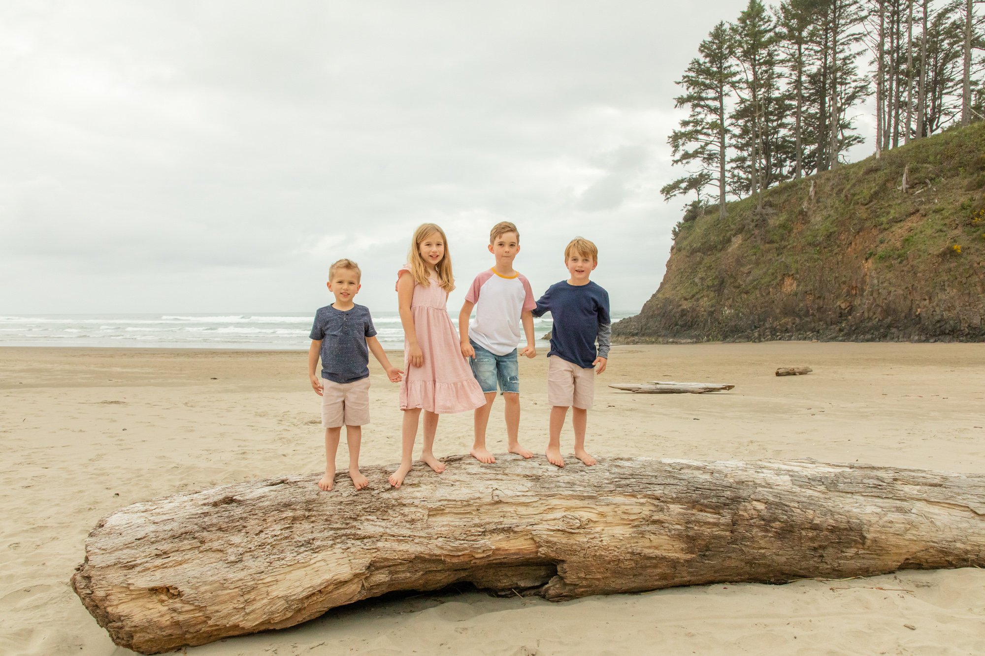 OregonCoast-CannonBeach-Family-Photography-026.jpg
